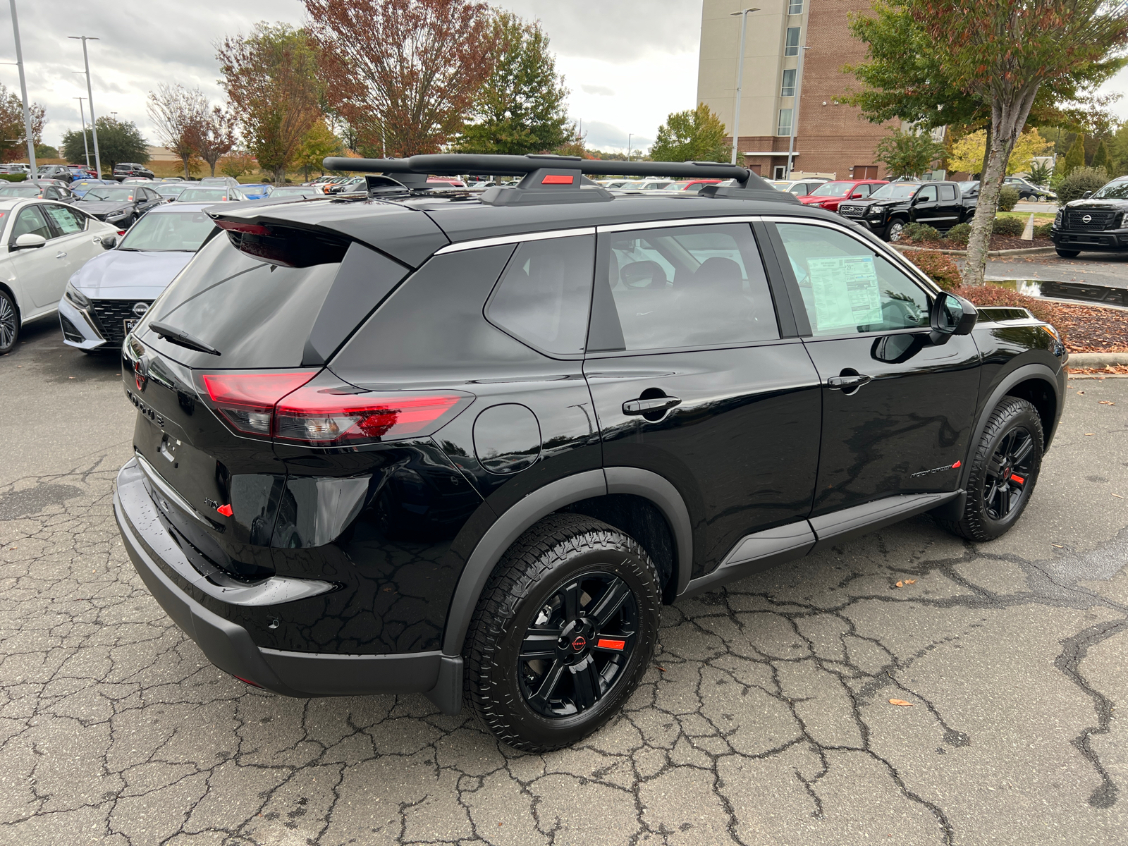 2025 Nissan Rogue  10