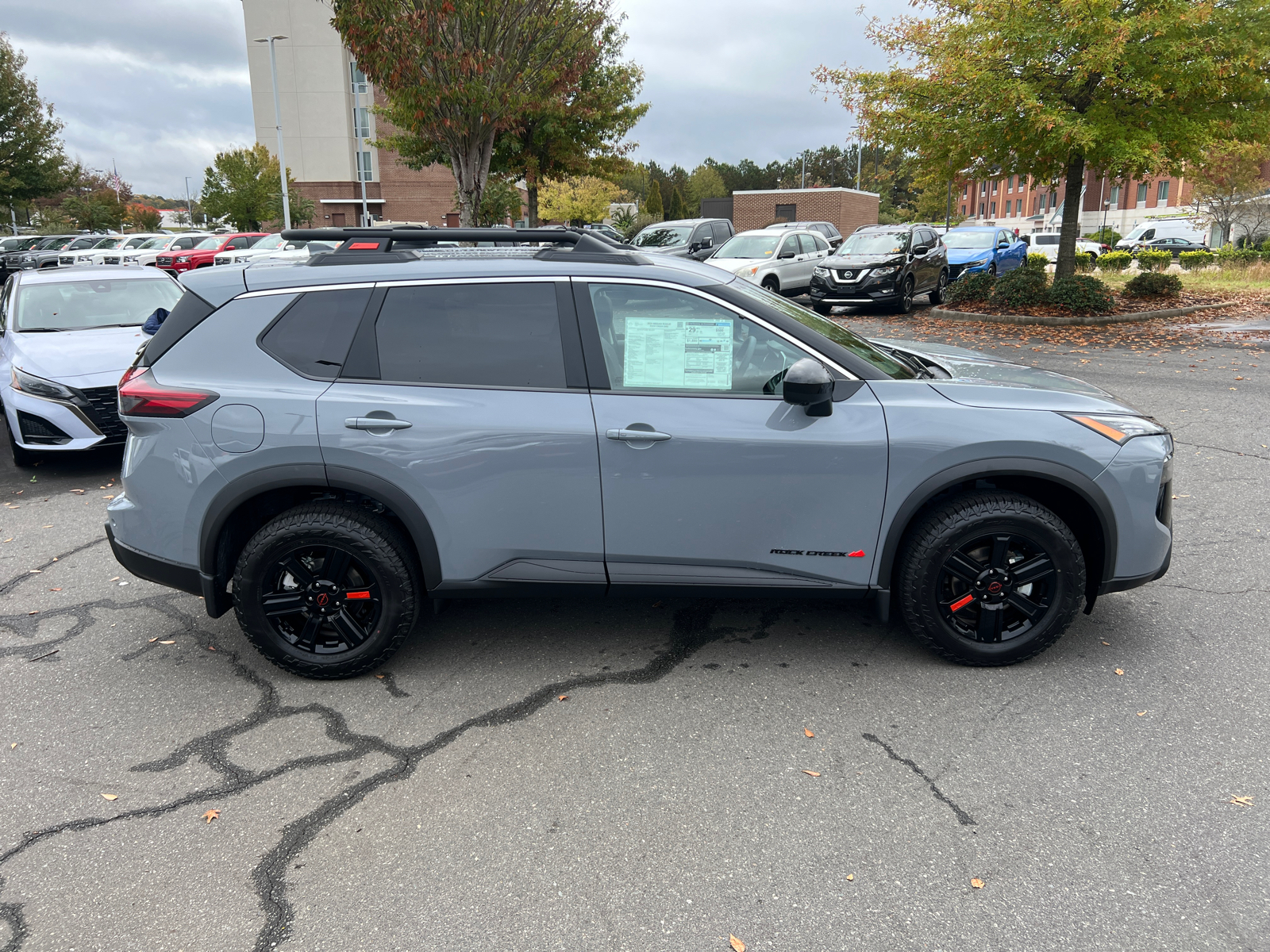 2025 Nissan Rogue  11