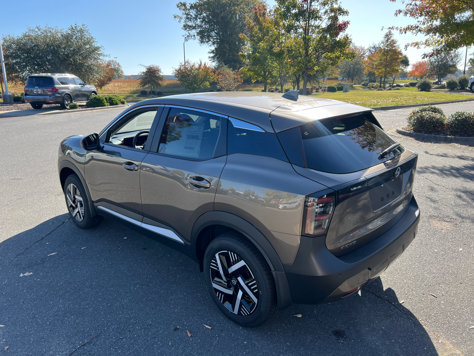 2025 Nissan Kicks SV 7