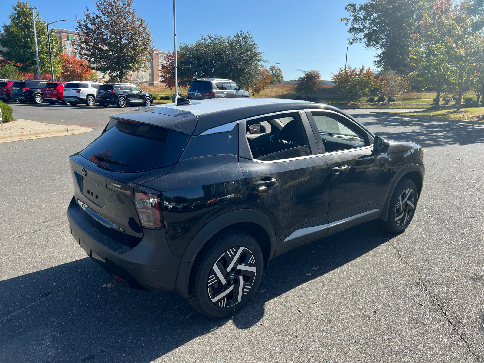 2025 Nissan Kicks SV 10