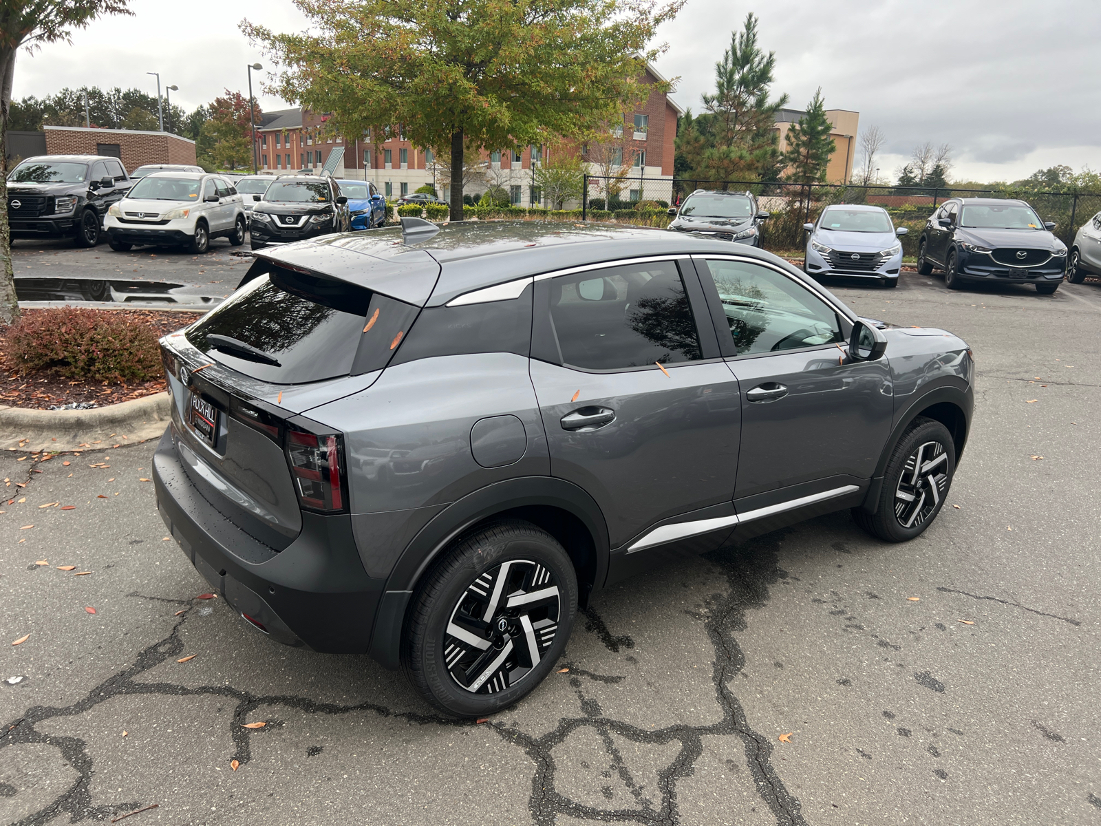 2025 Nissan Kicks SV 10