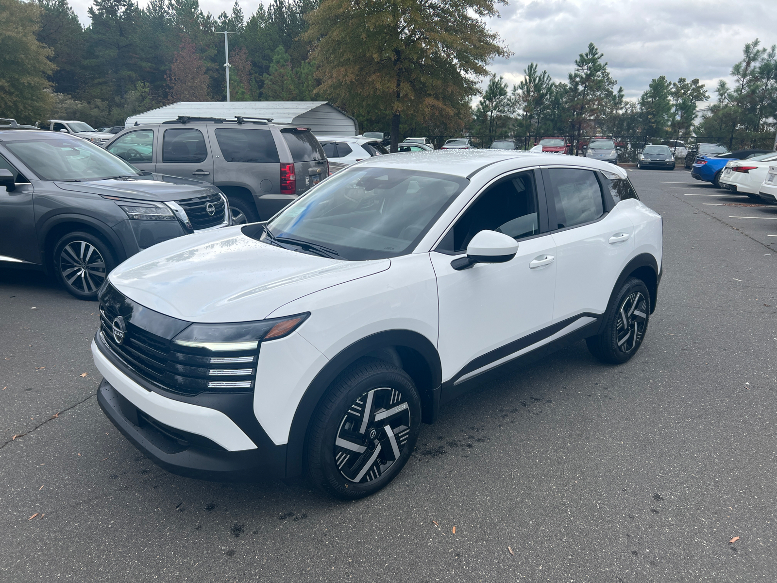 2025 Nissan Kicks SV 4