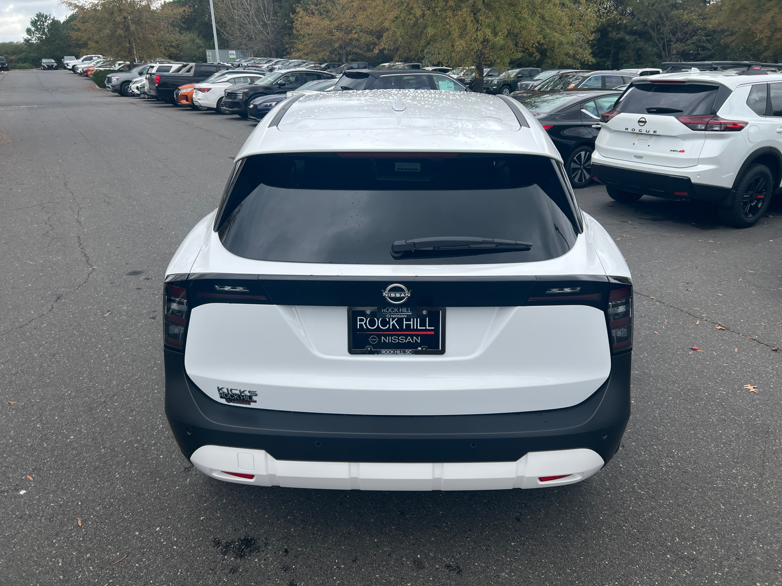 2025 Nissan Kicks SV 8