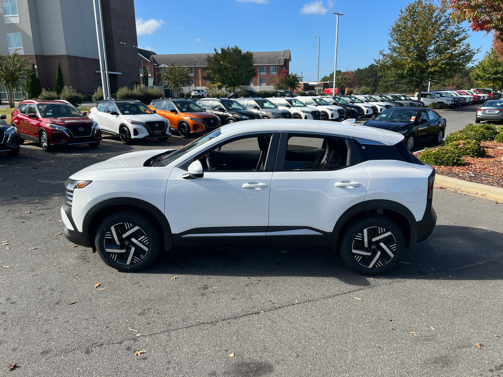 2025 Nissan Kicks SV 5