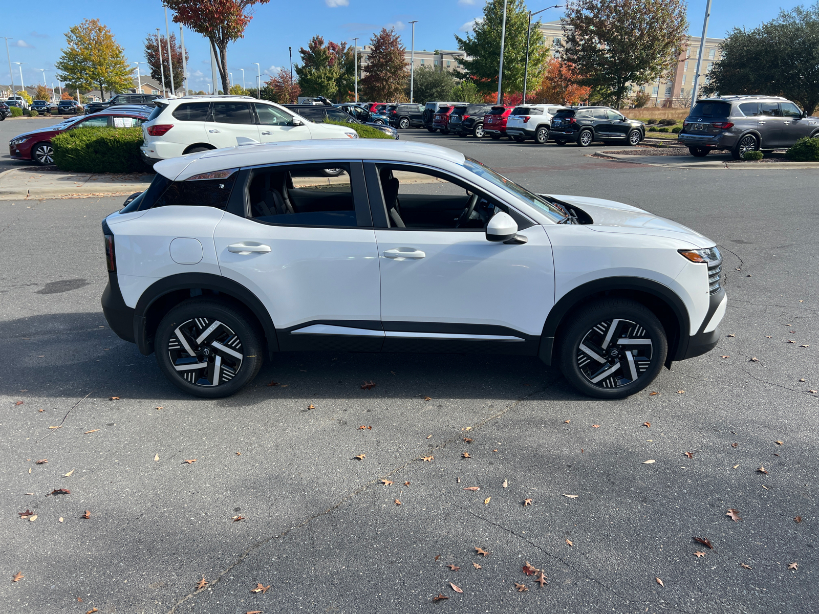 2025 Nissan Kicks SV 11