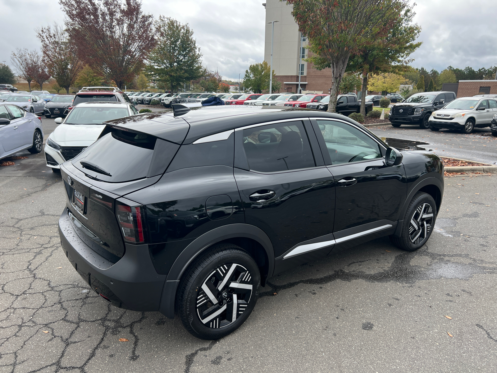 2025 Nissan Kicks SV 10