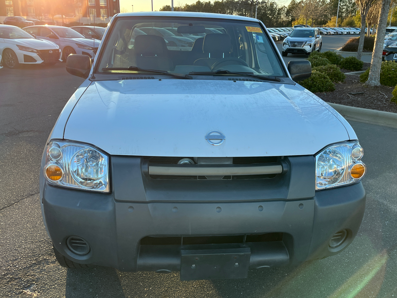 2002 Nissan Frontier XE 2