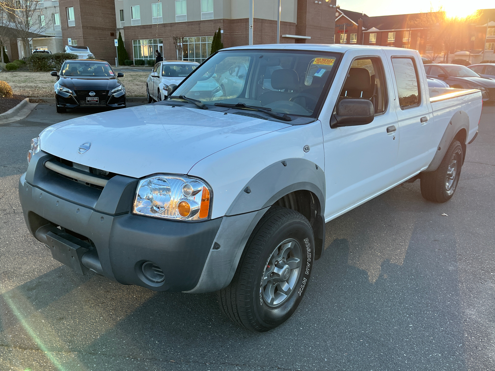 2002 Nissan Frontier XE 4