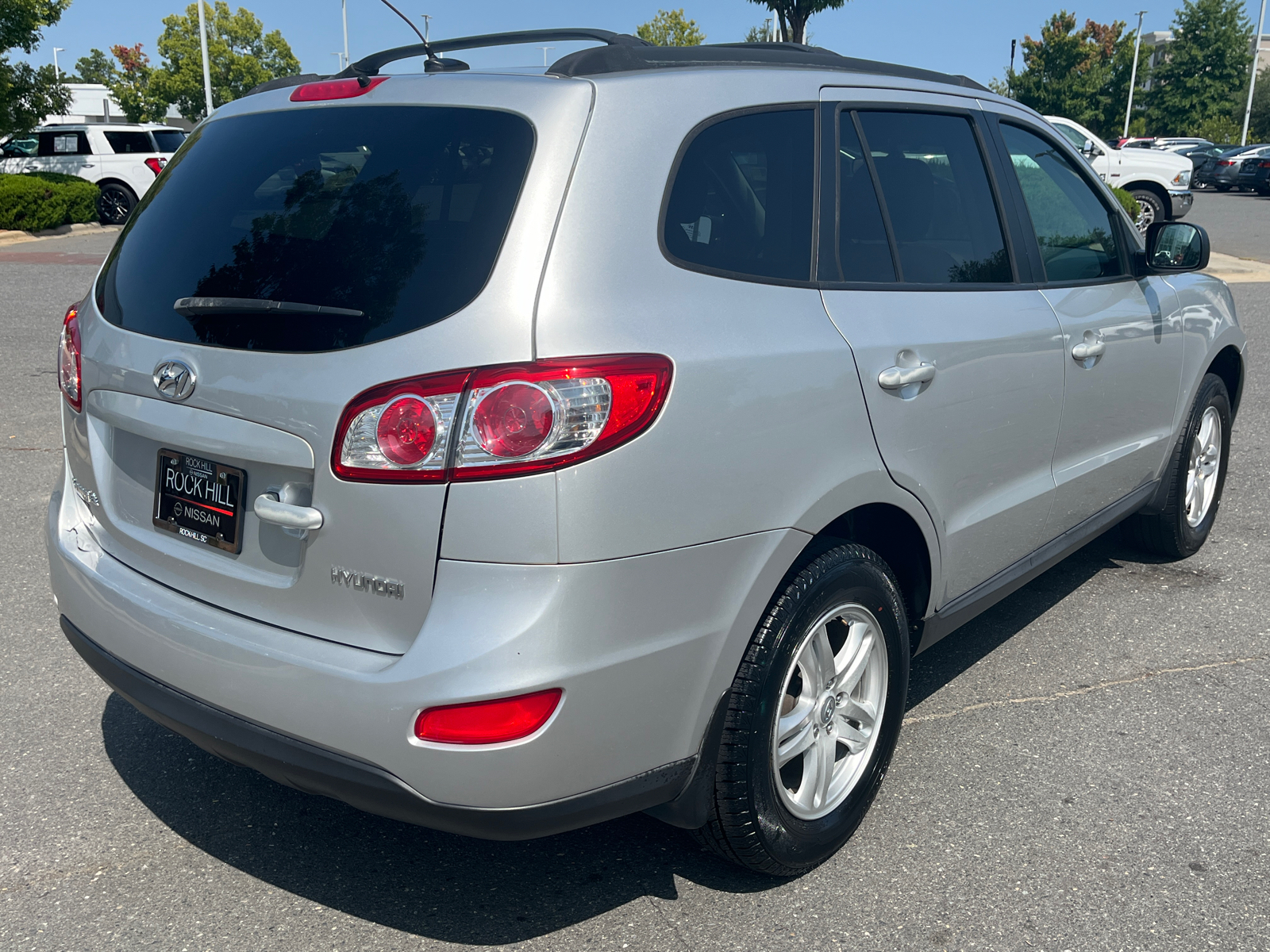 2011 Hyundai Santa Fe GLS 10