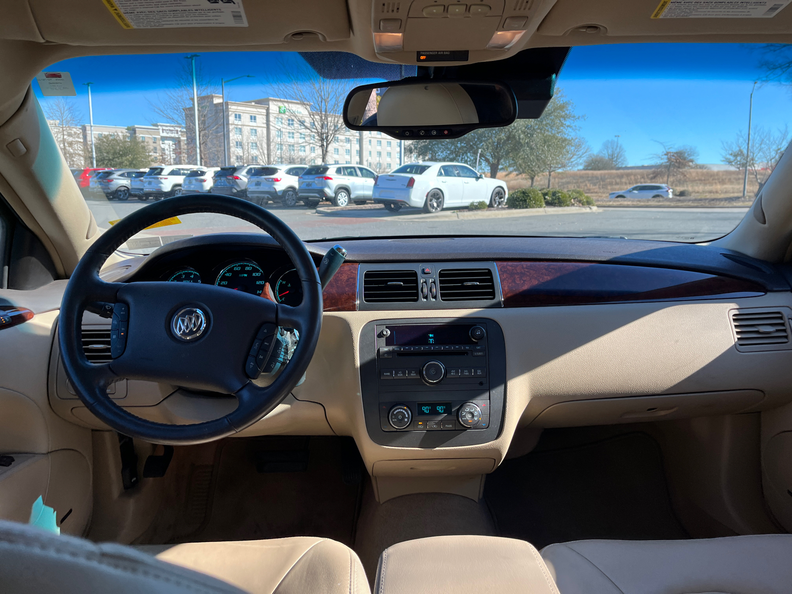 2011 Buick Lucerne CXL Premium 34