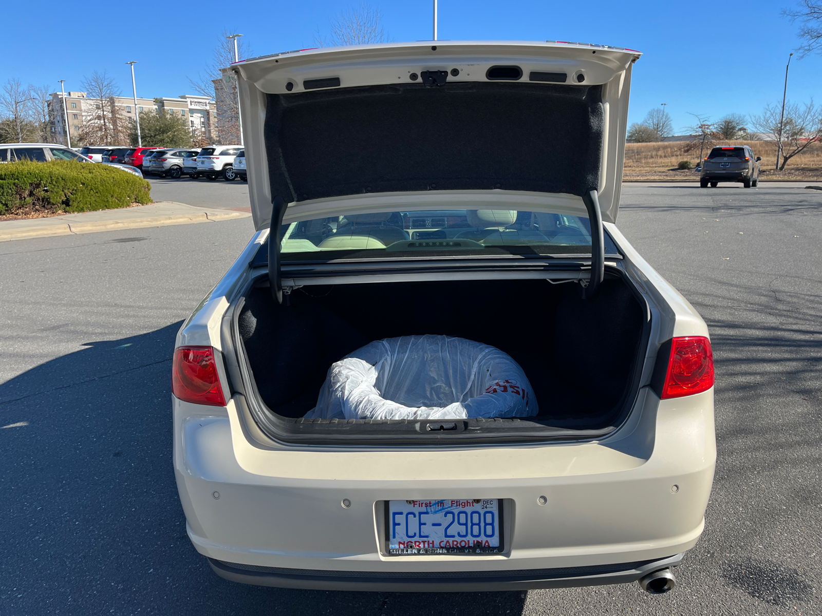 2011 Buick Lucerne CXL Premium 35