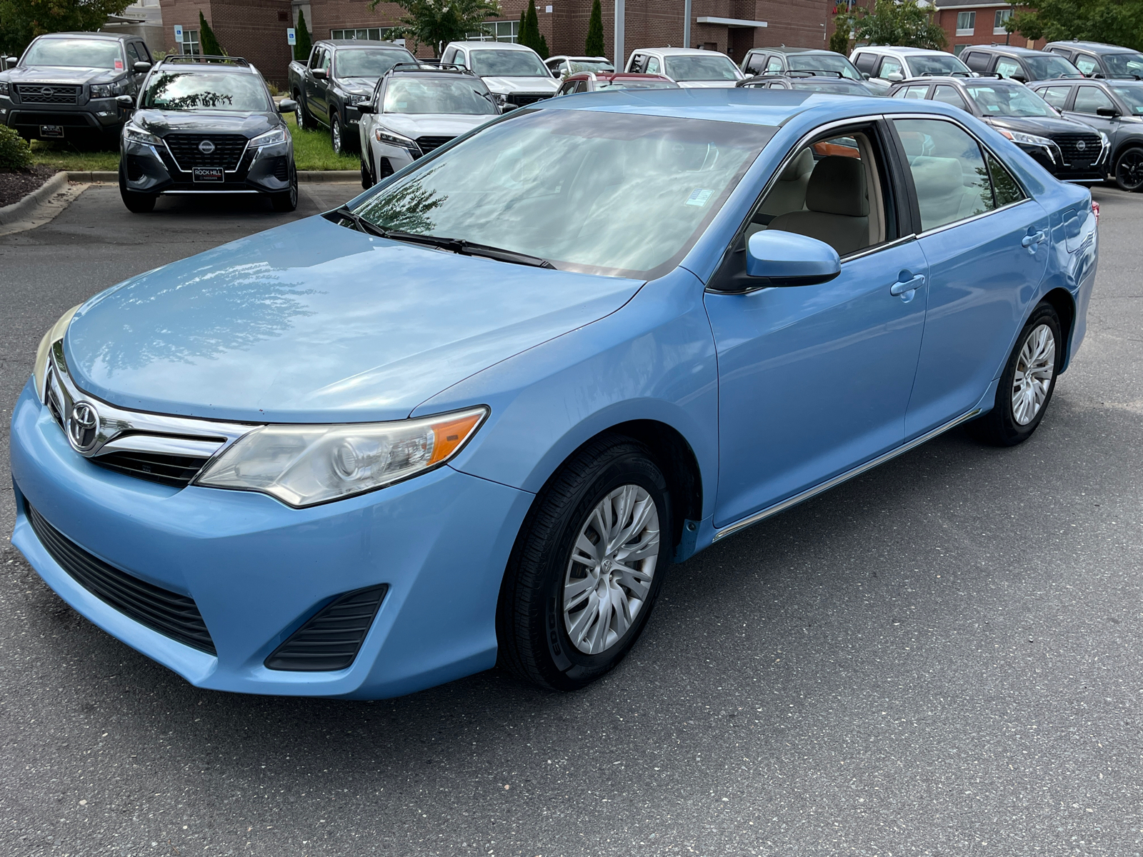 2012 Toyota Camry LE 4