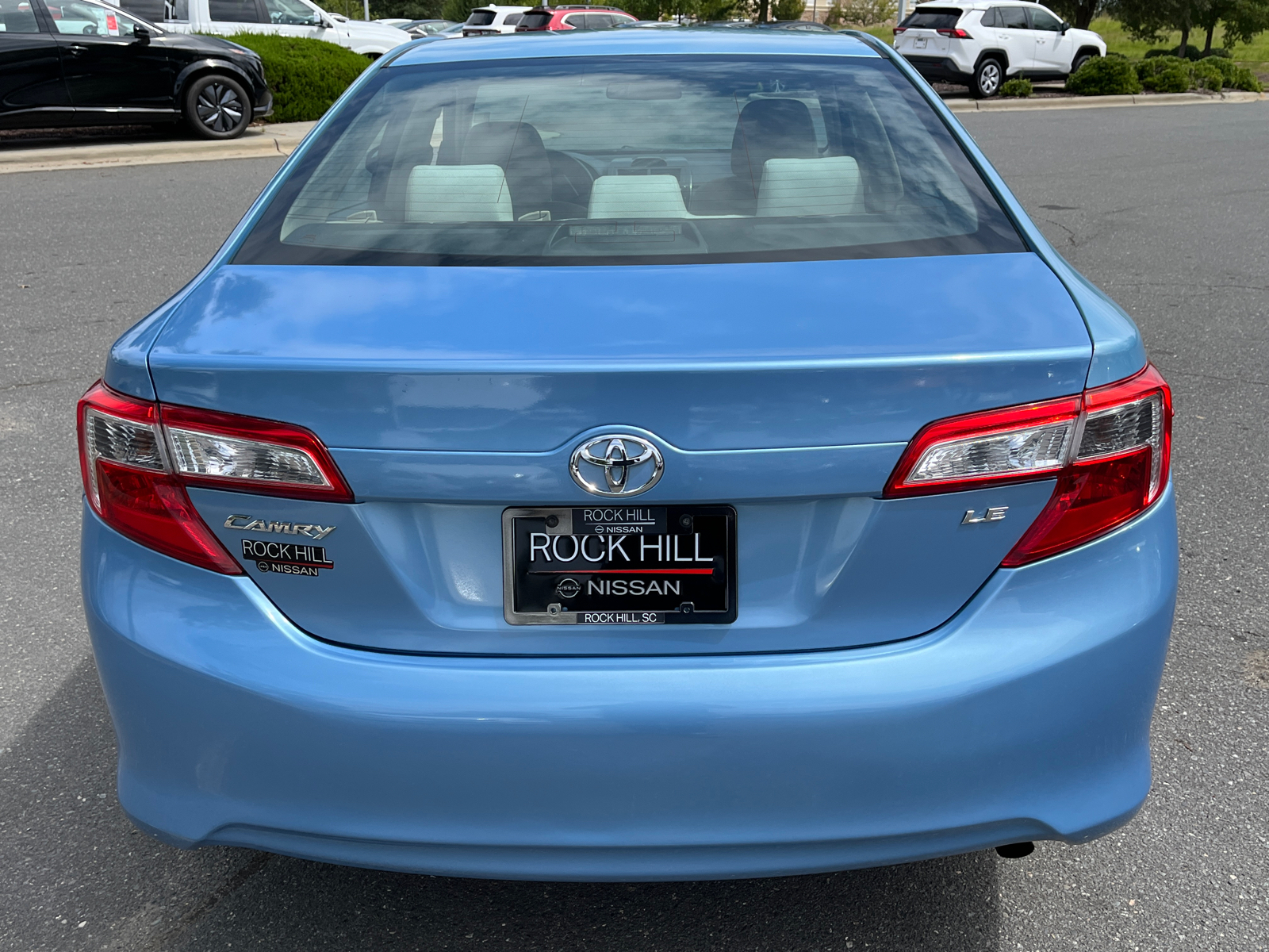 2012 Toyota Camry LE 8