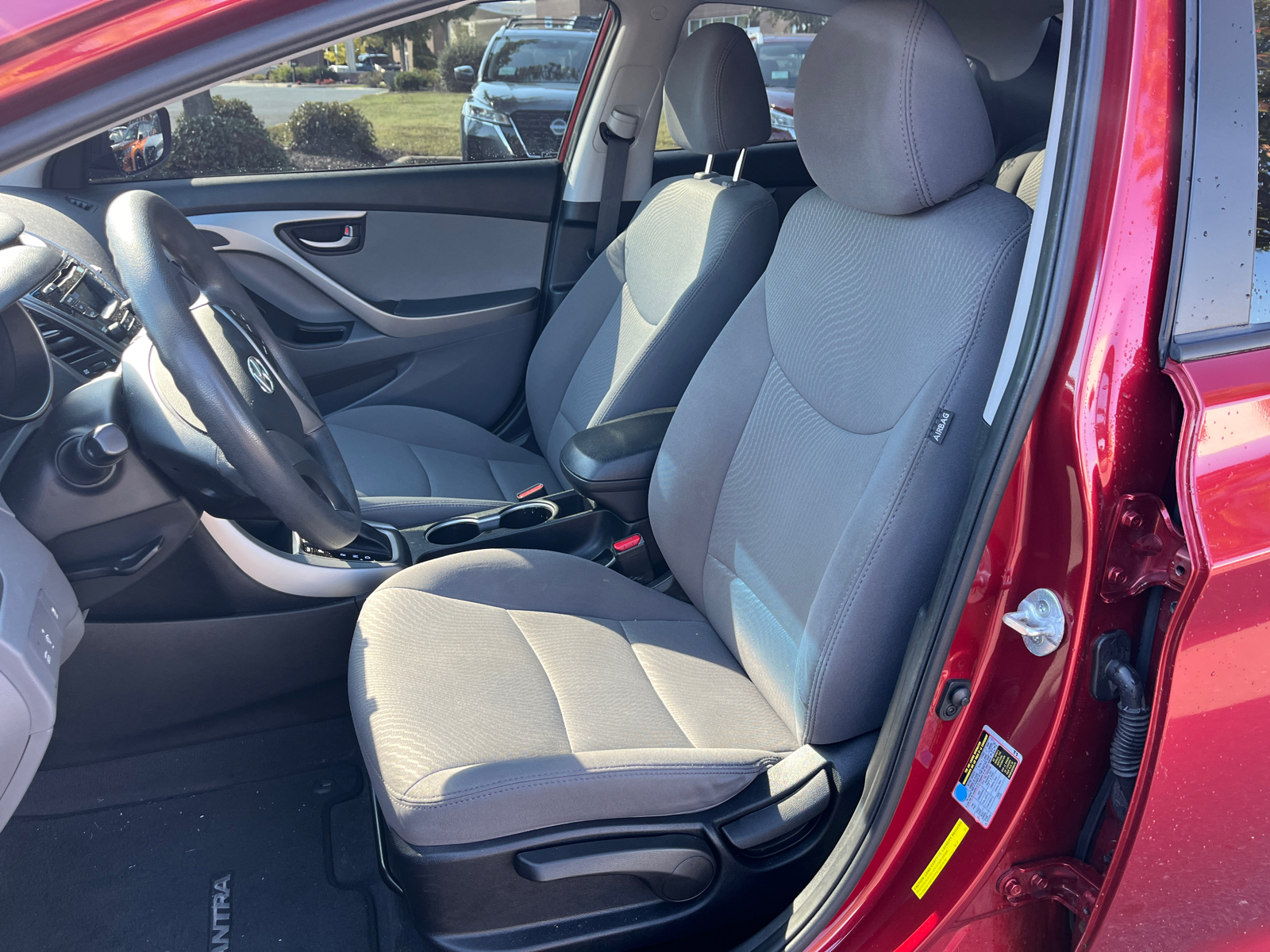 2014 Hyundai Elantra SE 17