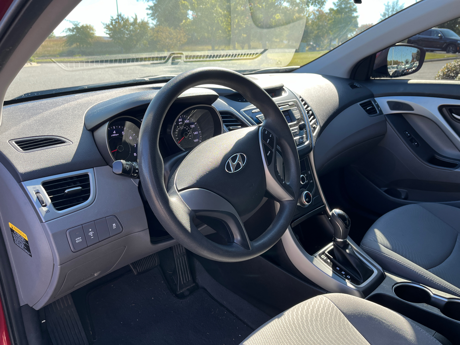 2014 Hyundai Elantra SE 18