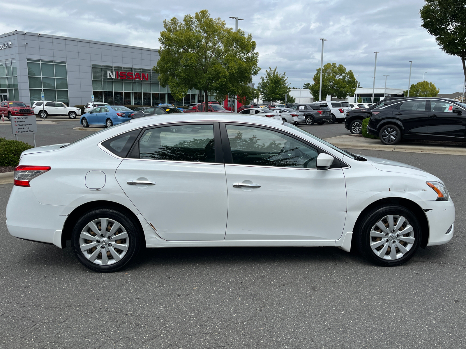 2014 Nissan Sentra SV 11