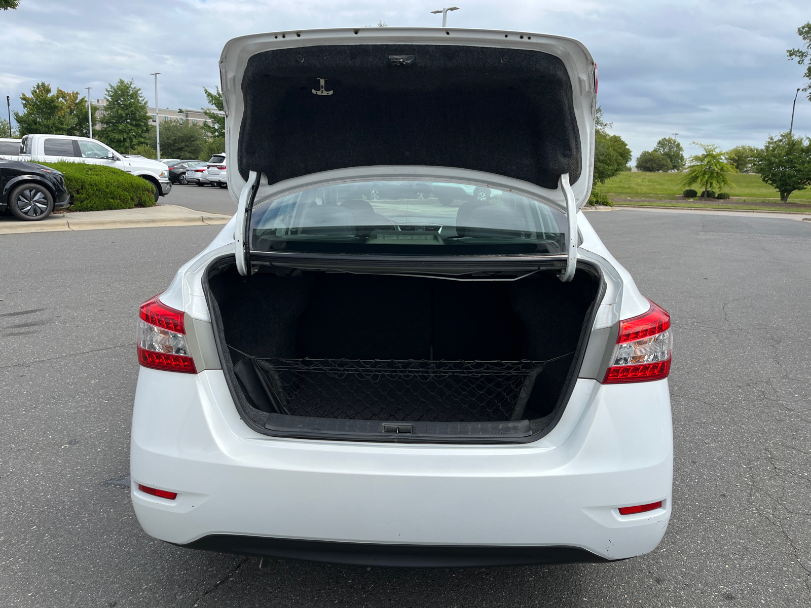 2014 Nissan Sentra SV 33