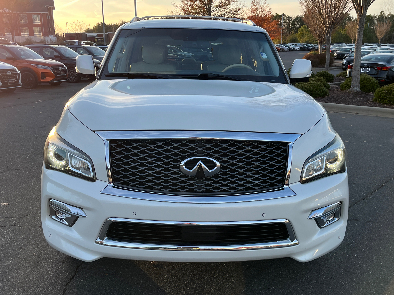 2016 INFINITI QX80 Base 2