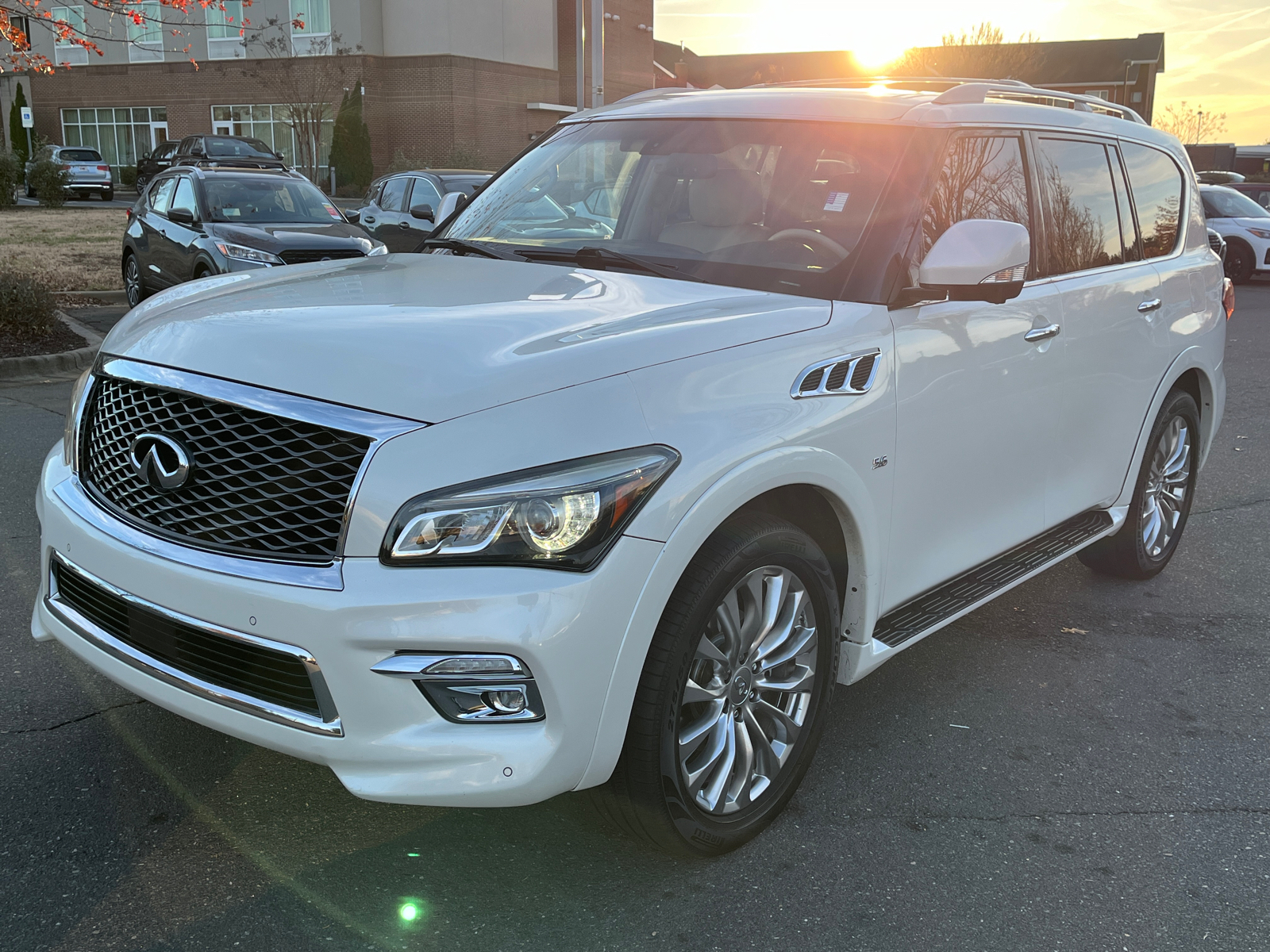 2016 INFINITI QX80 Base 4