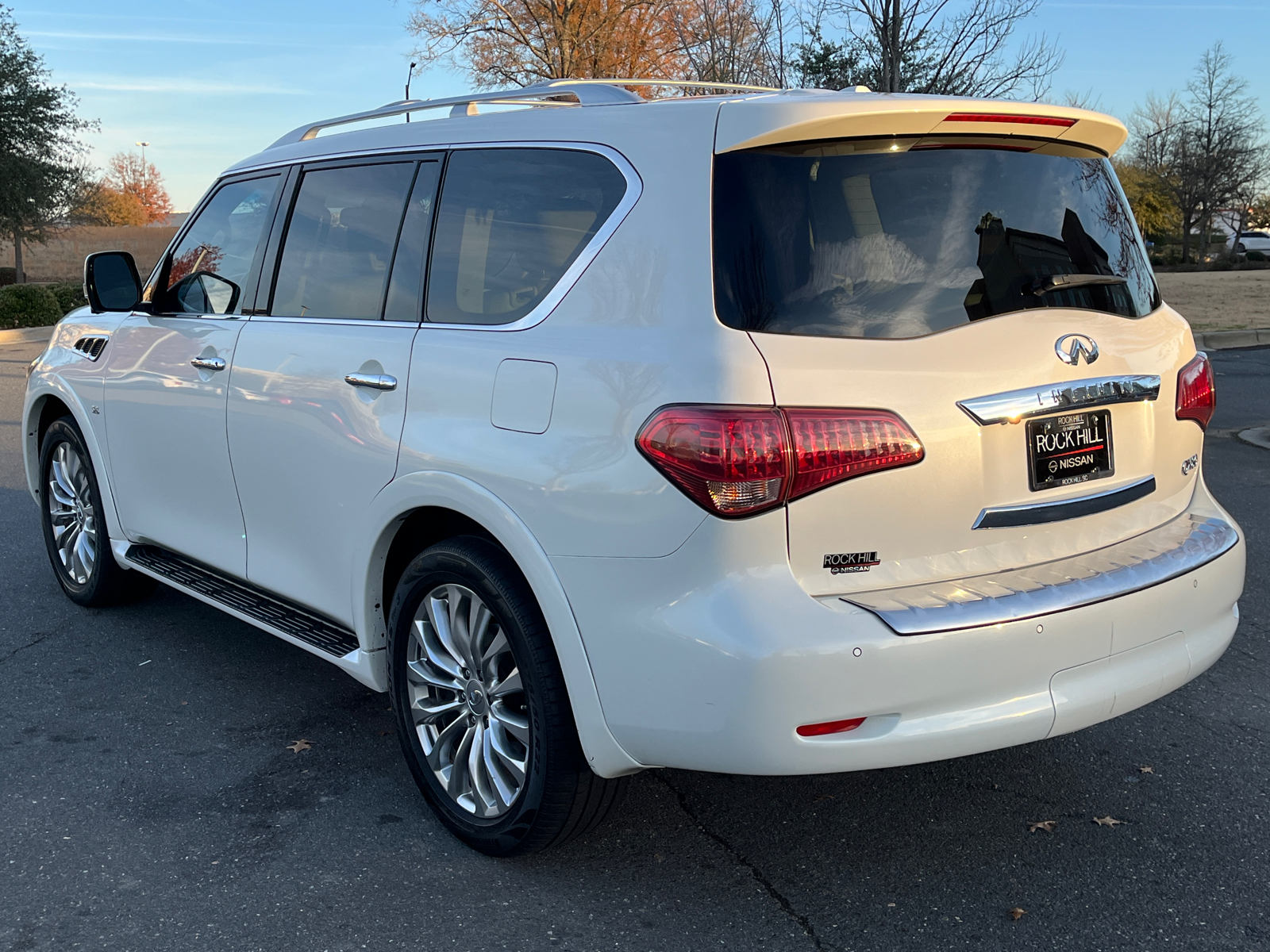 2016 INFINITI QX80 Base 7