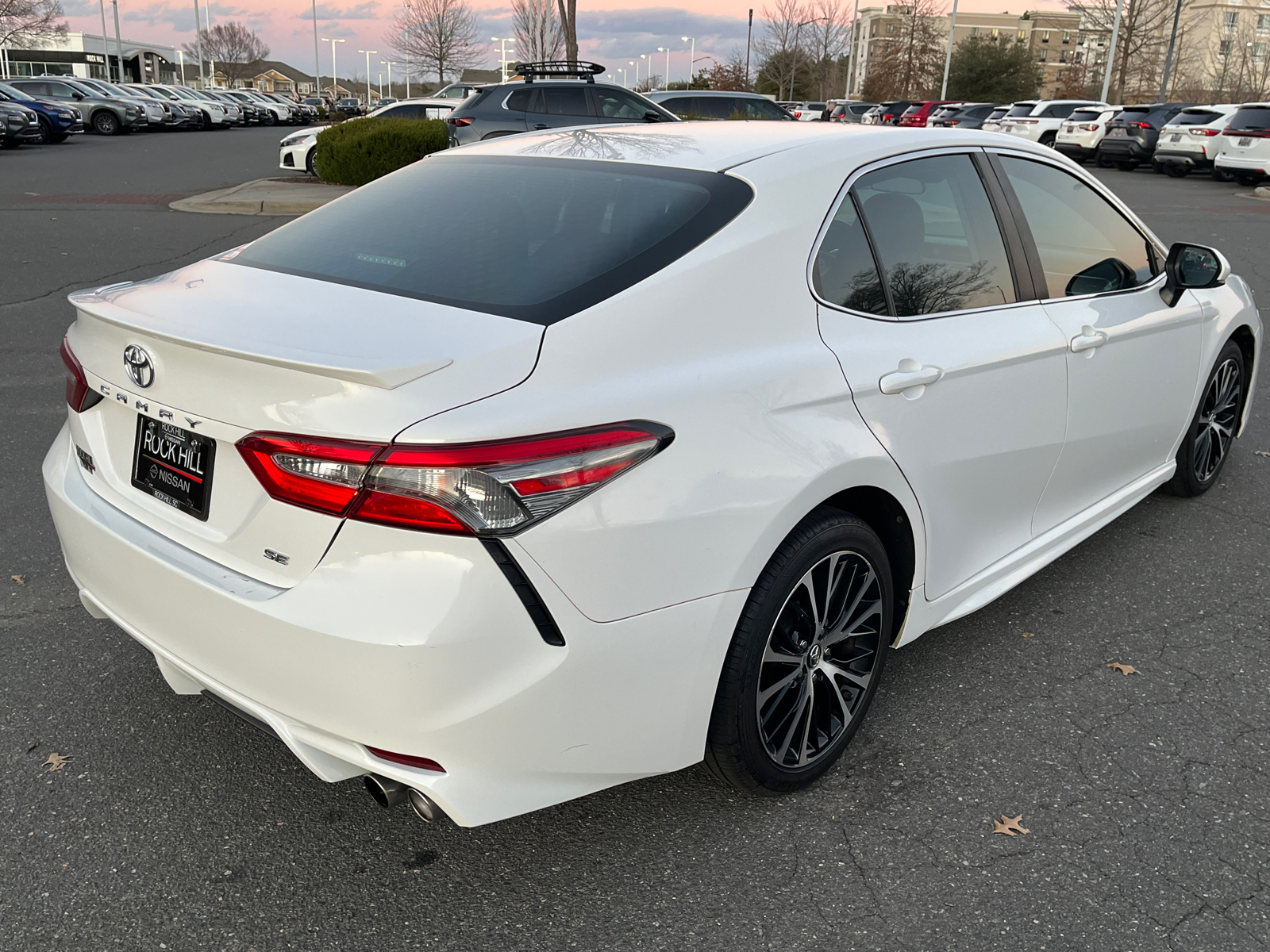 2018 Toyota Camry L 10