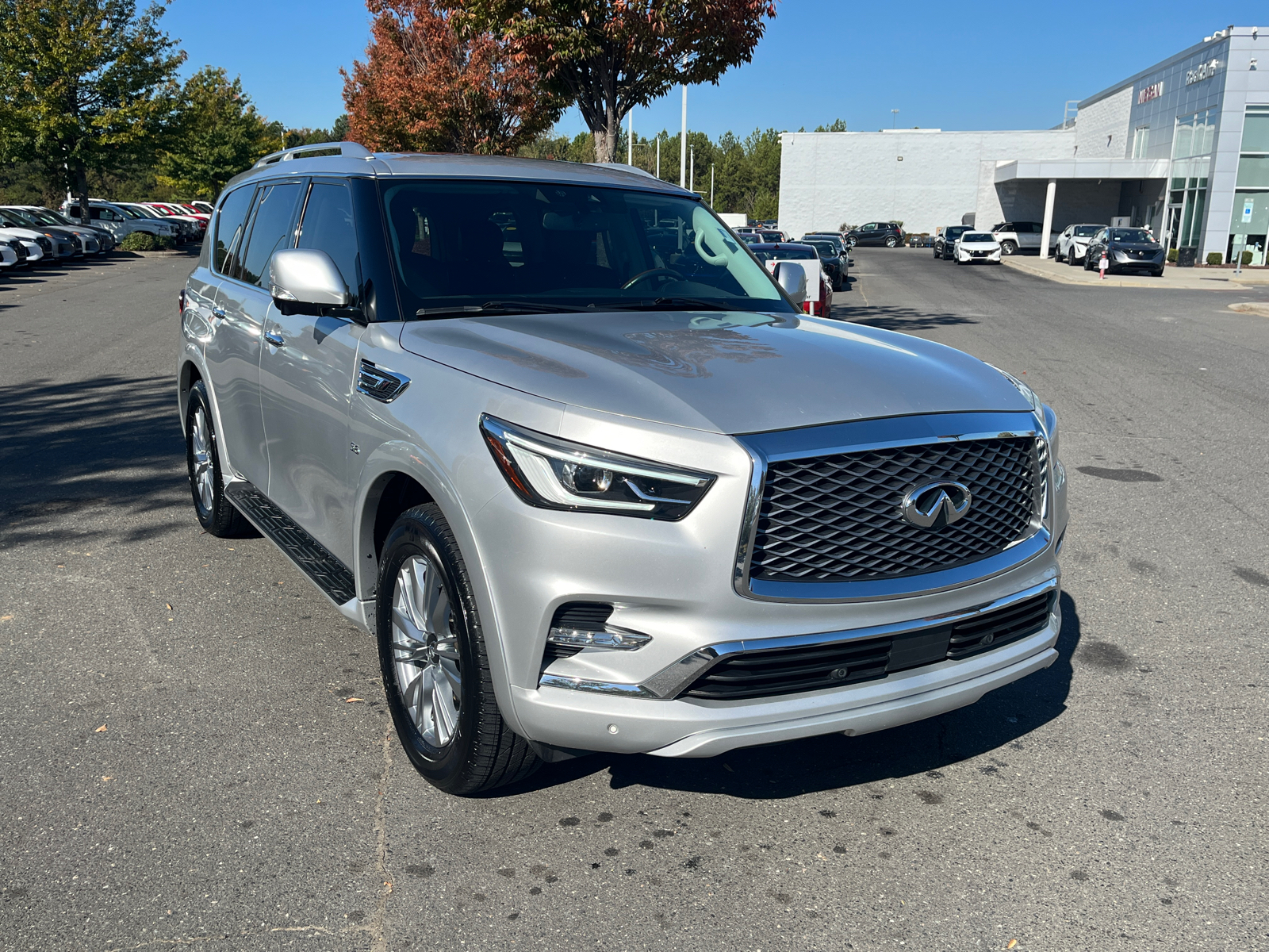 2019 INFINITI QX80 LUXE 1