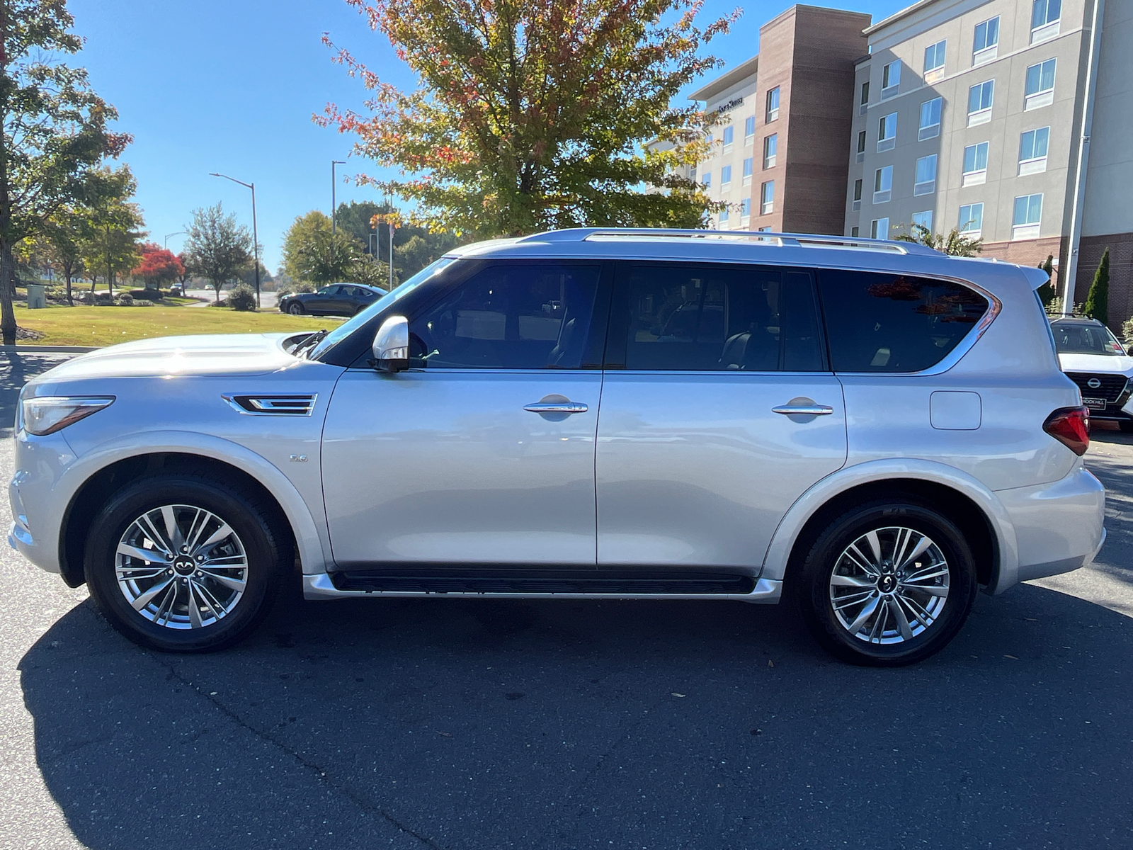 2019 INFINITI QX80 LUXE 5