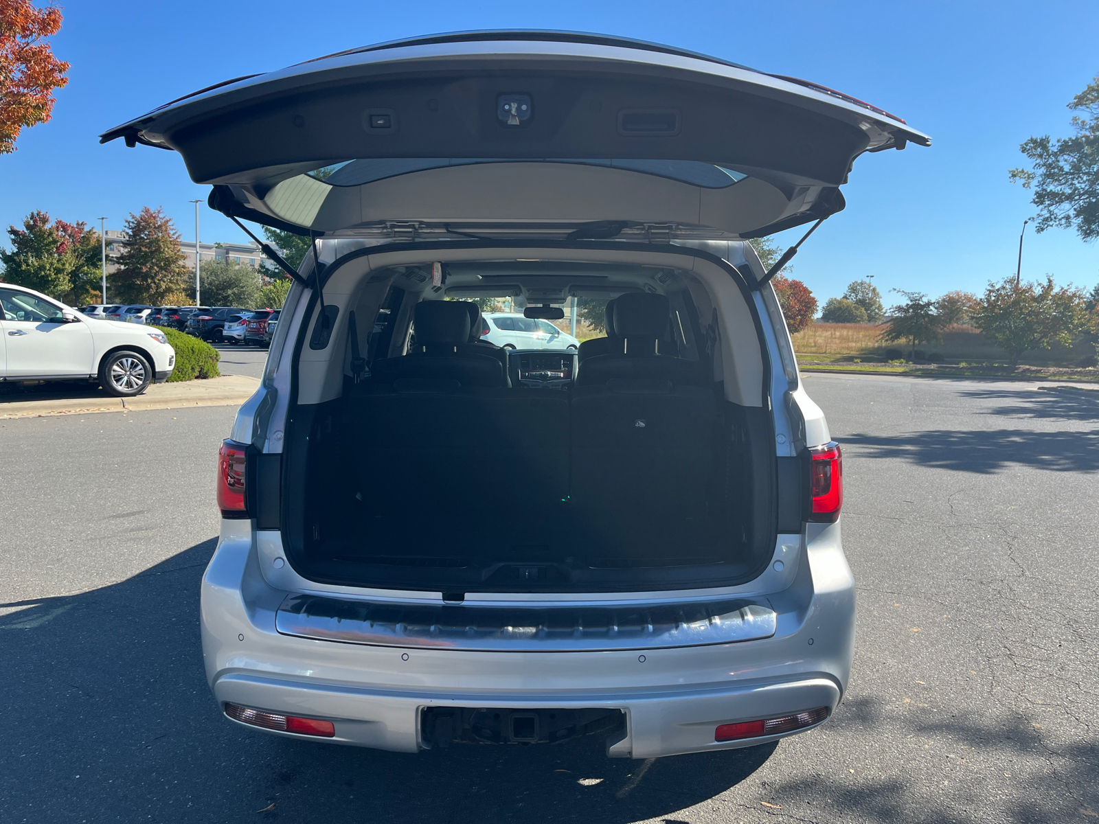 2019 INFINITI QX80 LUXE 40