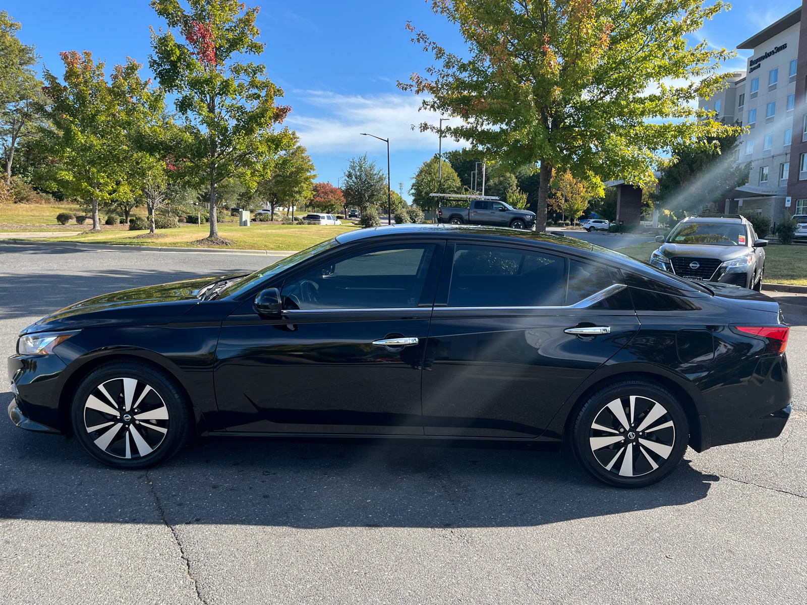 2019 Nissan Altima 2.5 SV 5