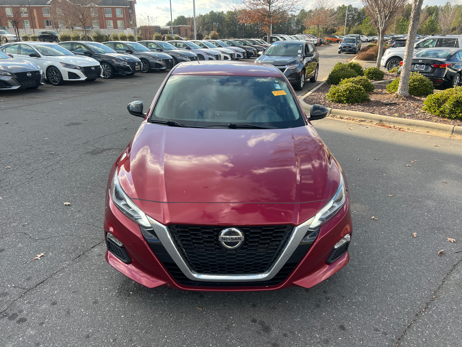 2019 Nissan Altima 2.5 SR 2