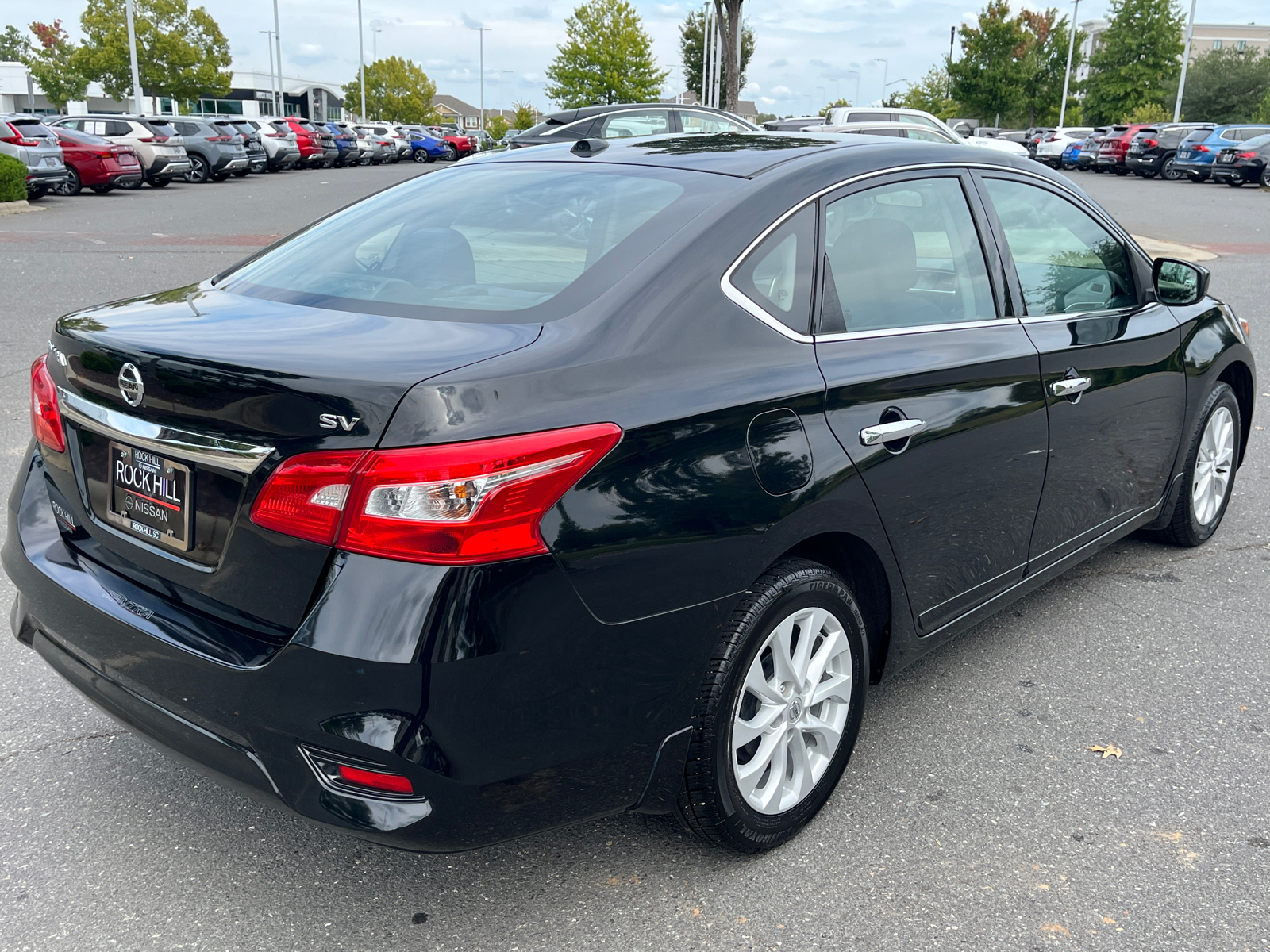 2019 Nissan Sentra SV 10