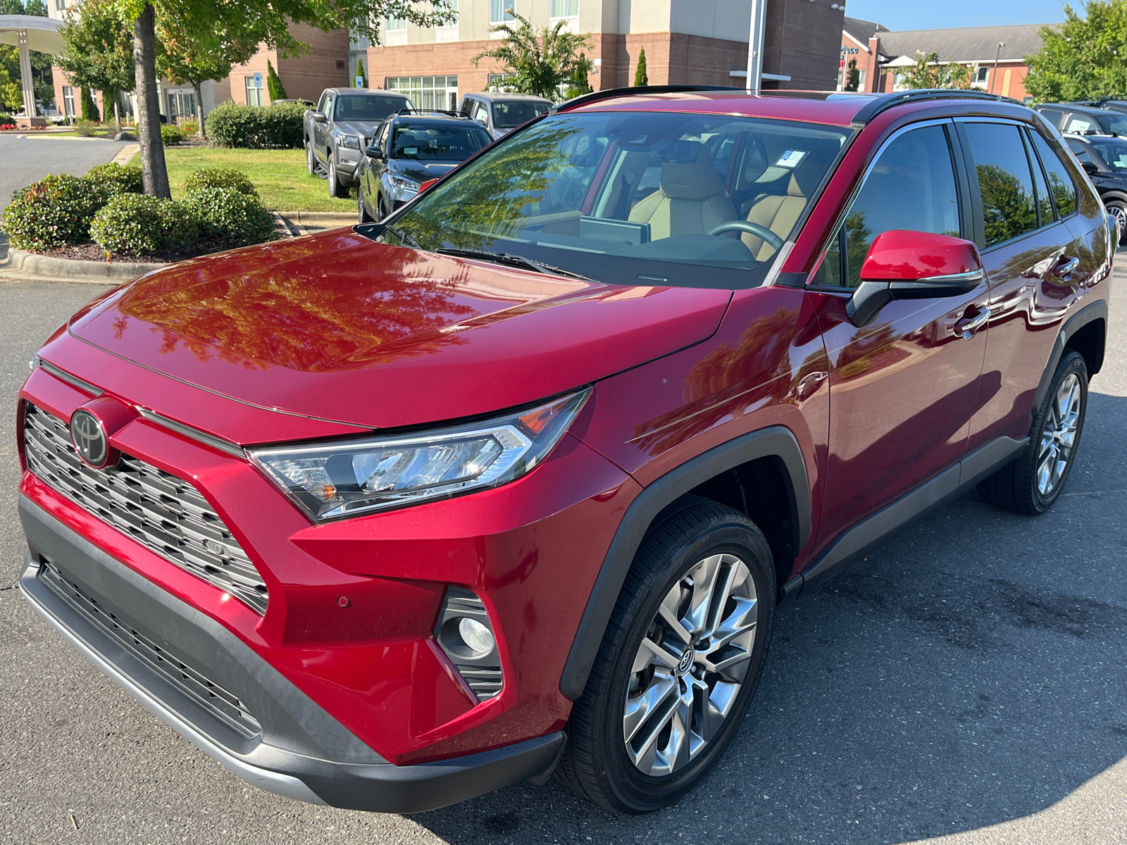 2019 Toyota RAV4 Limited 4