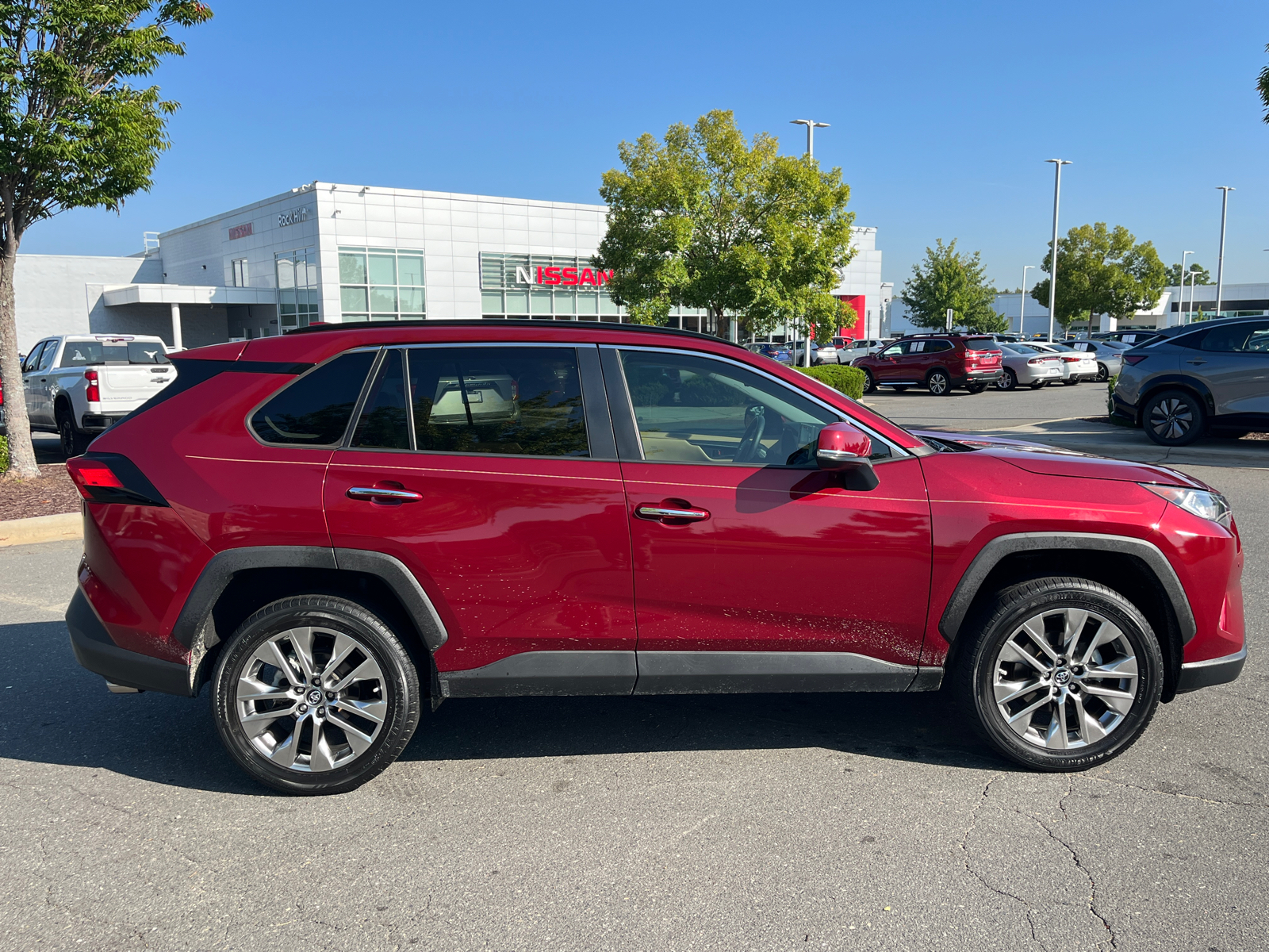 2019 Toyota RAV4 Limited 11