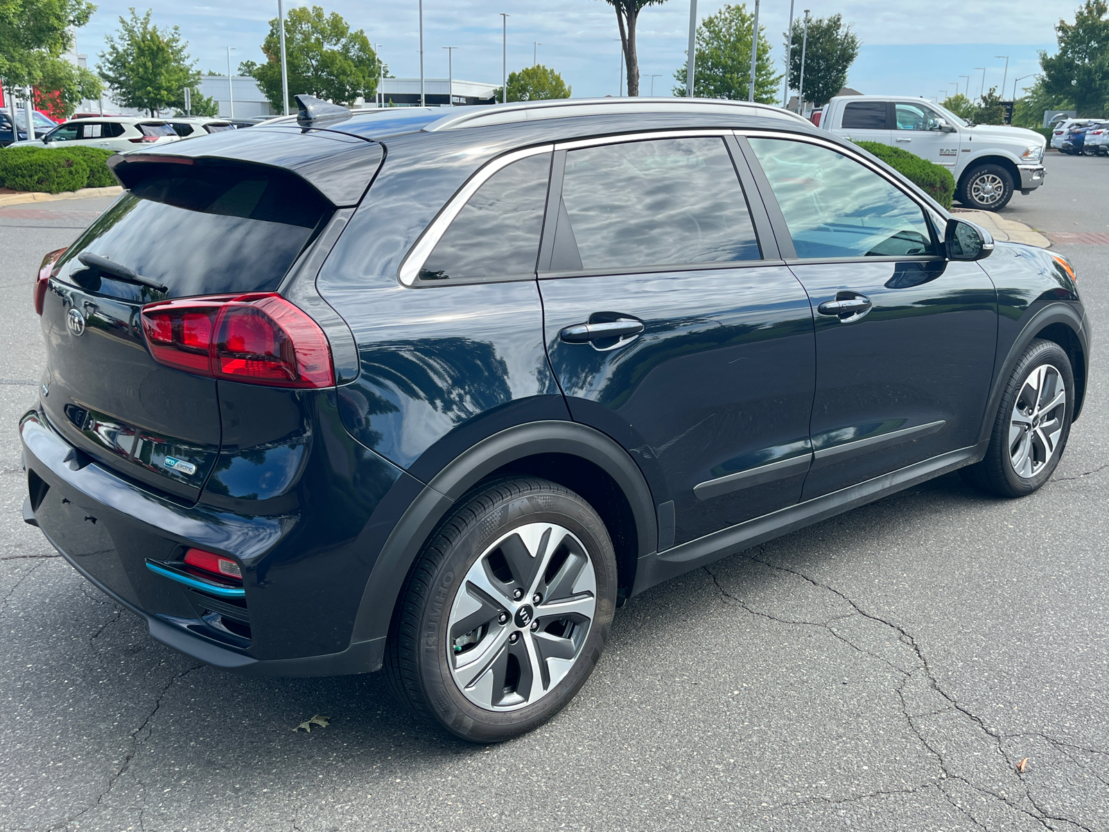 2020 Kia Niro EV EX 10