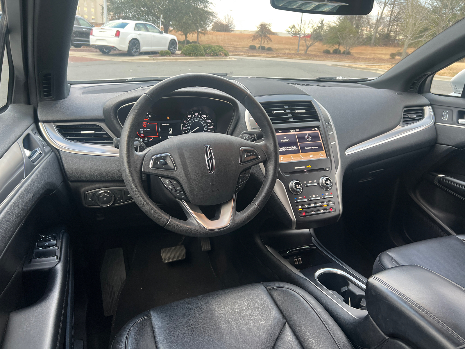 2019 Lincoln MKC  31