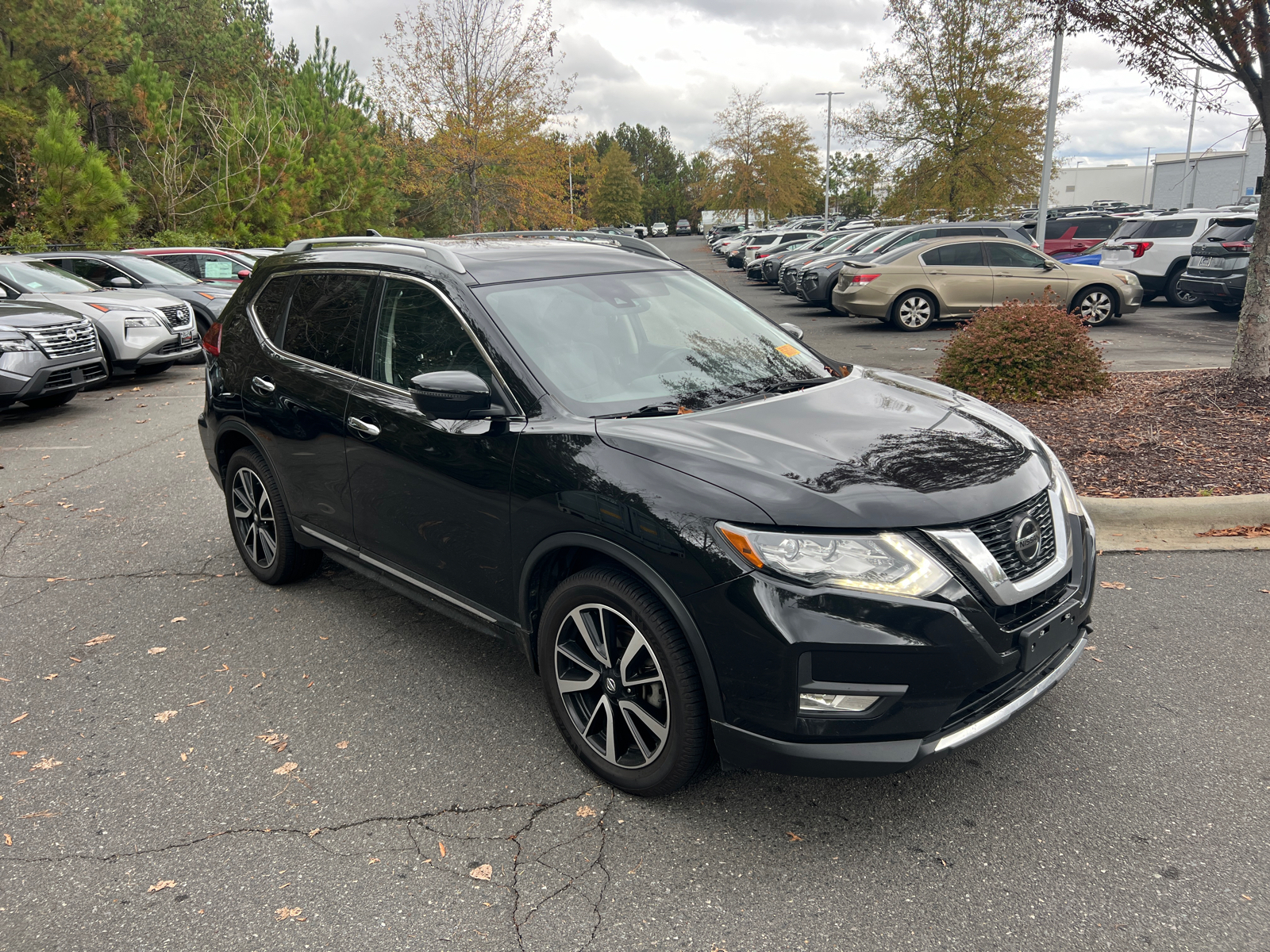 2020 Nissan Rogue SL 1