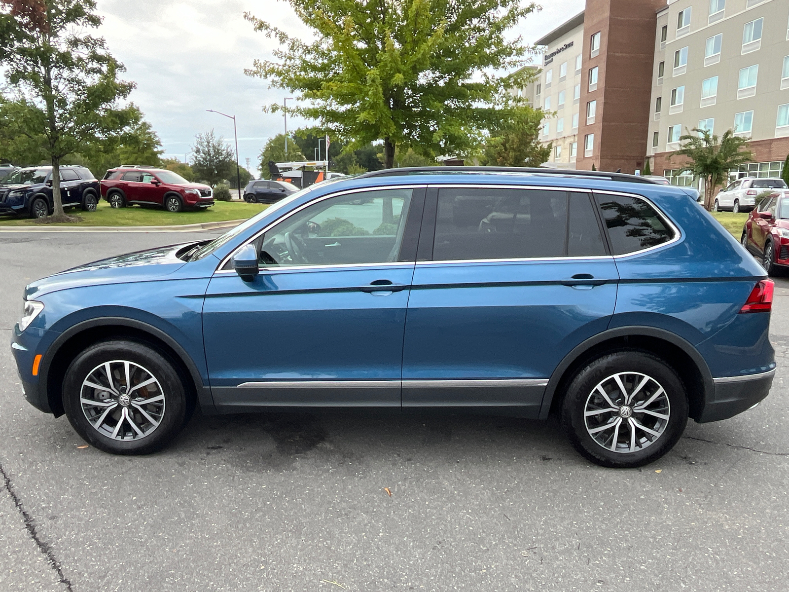 2020 Volkswagen Tiguan 2.0T SE 5