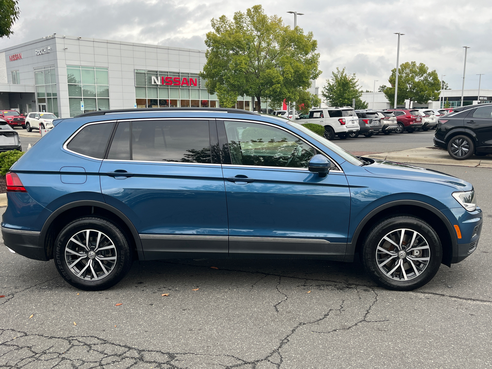 2020 Volkswagen Tiguan 2.0T SE 11