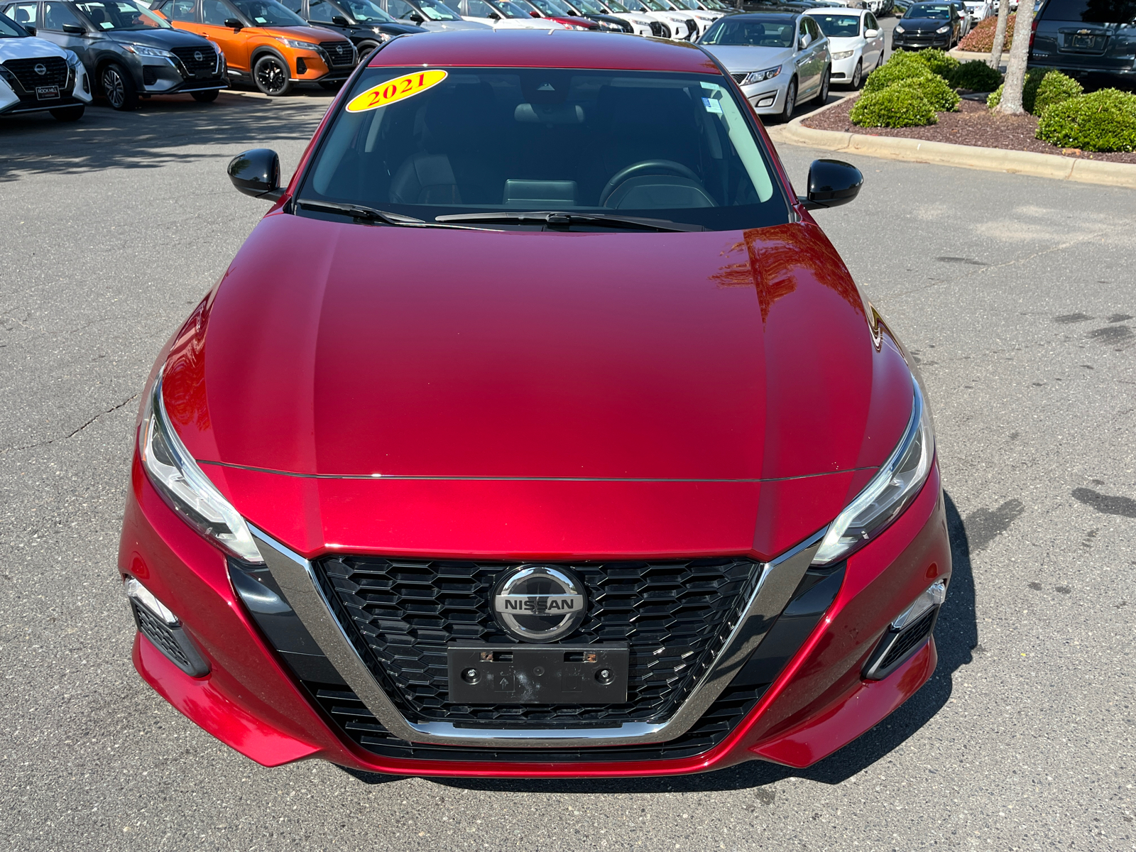 2021 Nissan Altima 2.5 SR 2