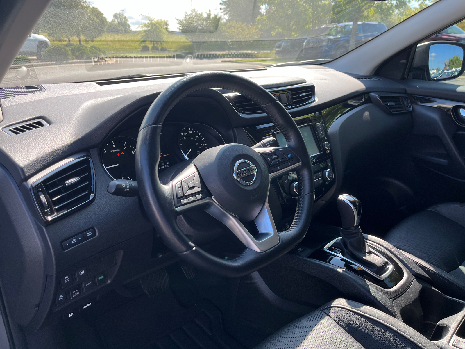 2021 Nissan Rogue Sport SL 20