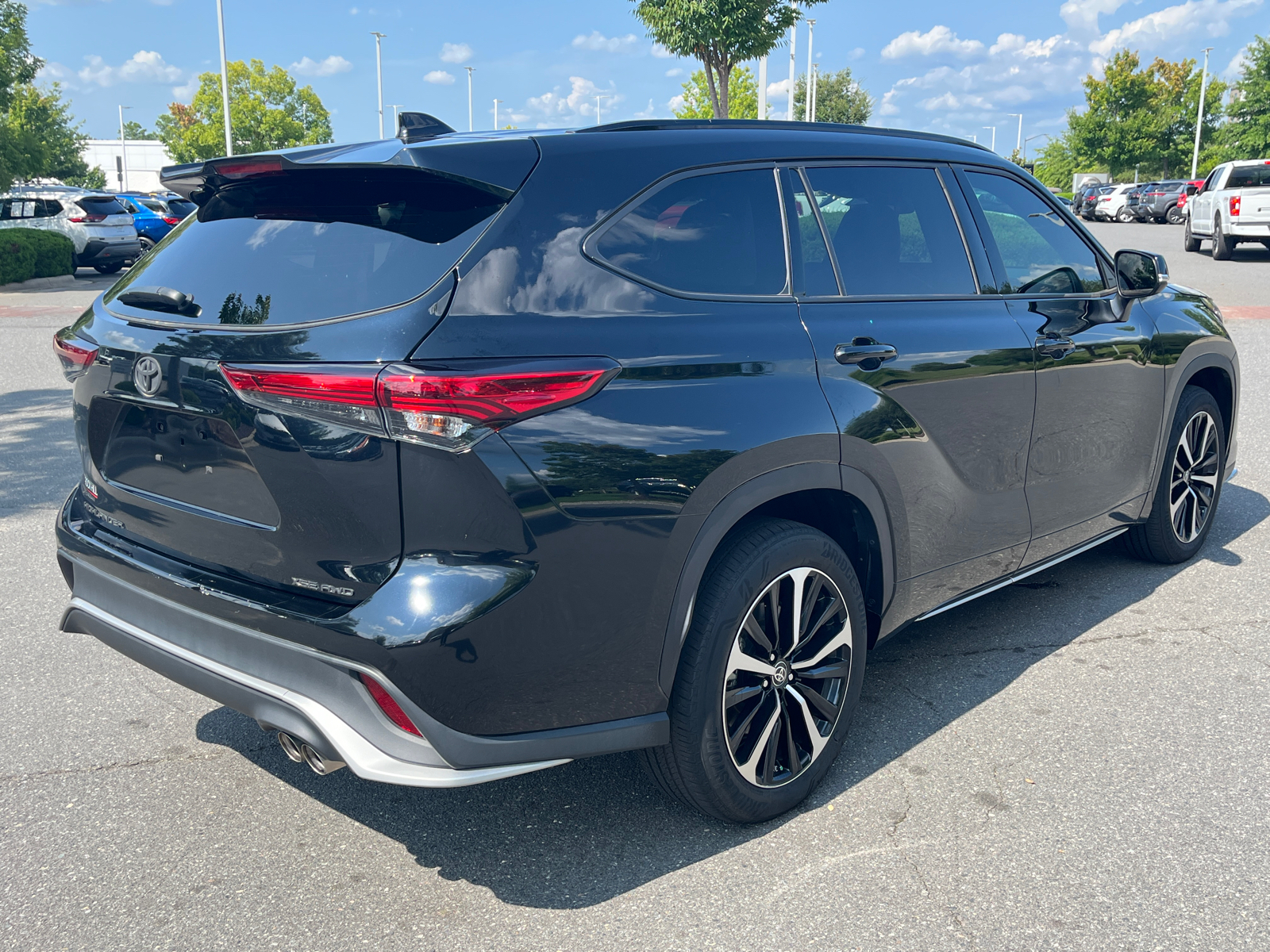 2022 Toyota Highlander XSE 10