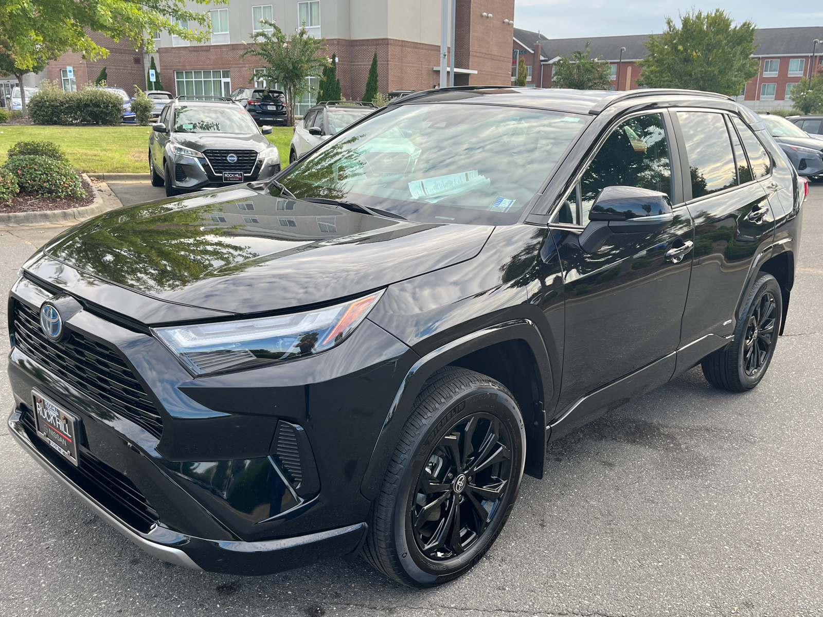 2022 Toyota RAV4 Hybrid SE 4