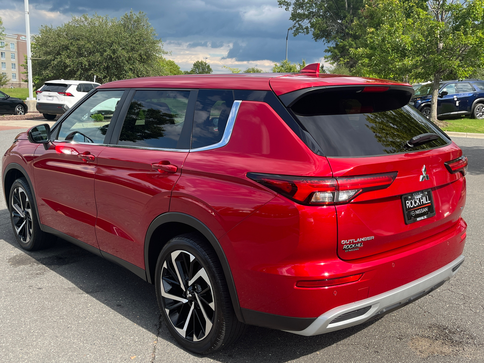 2022 Mitsubishi Outlander SE 7