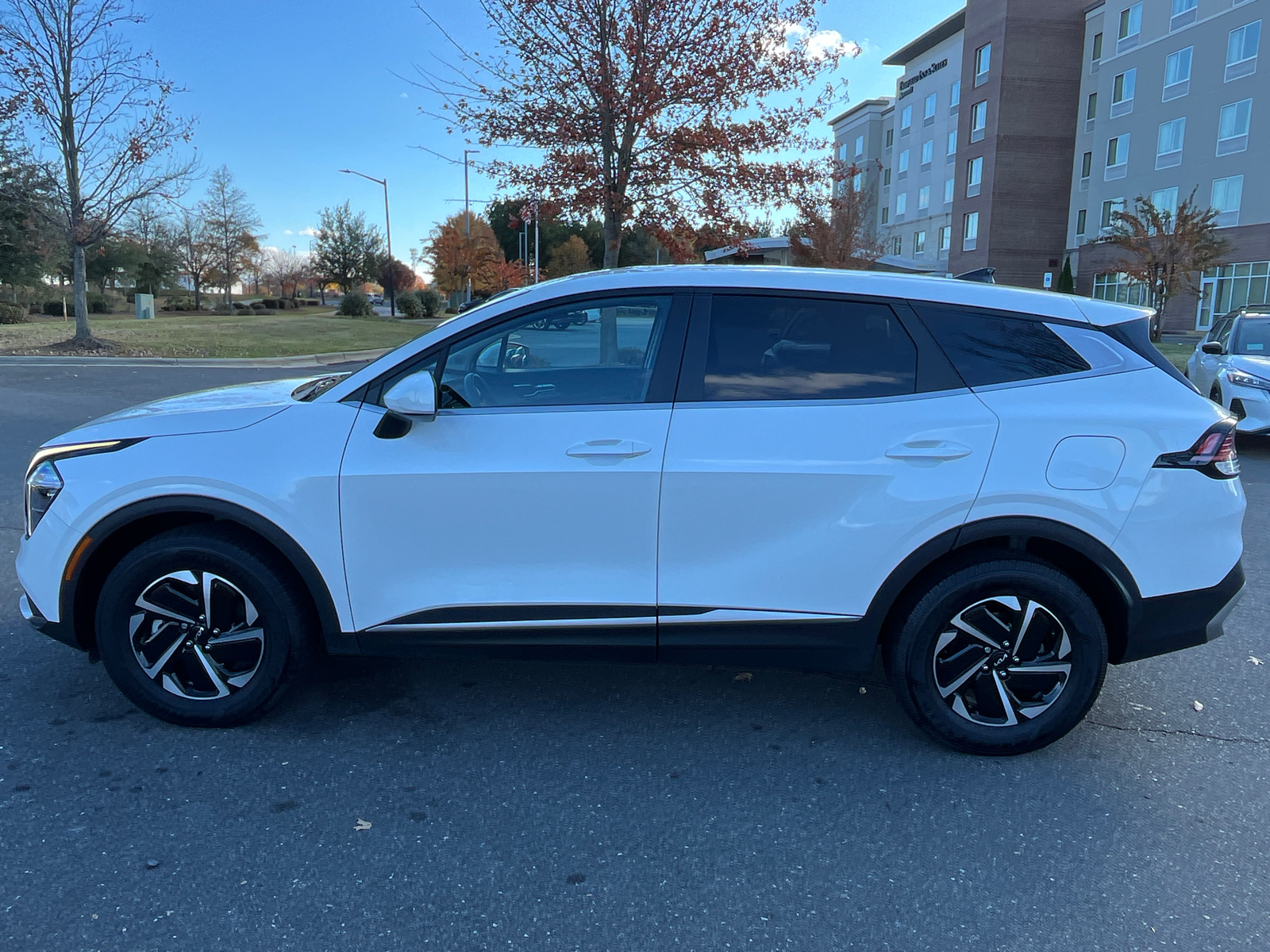 2023 Kia Sportage Hybrid LX 5