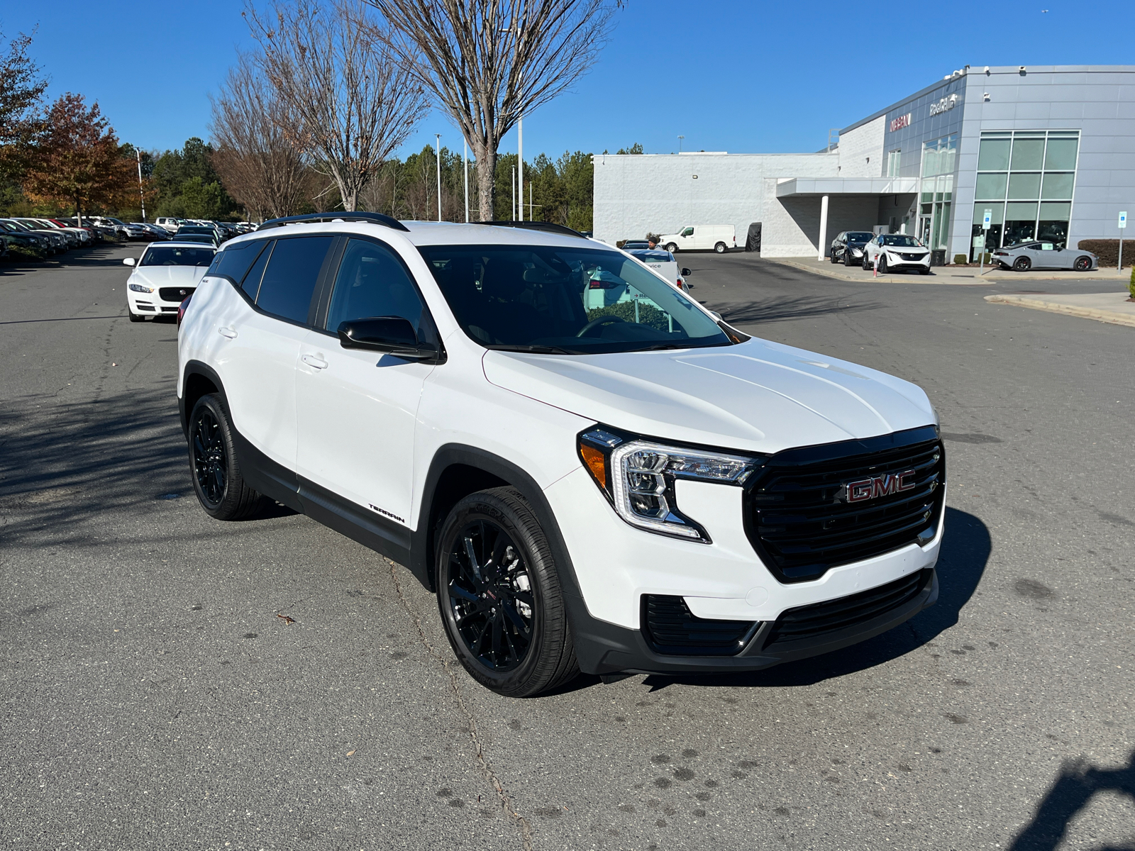 2023 GMC Terrain SLE 1