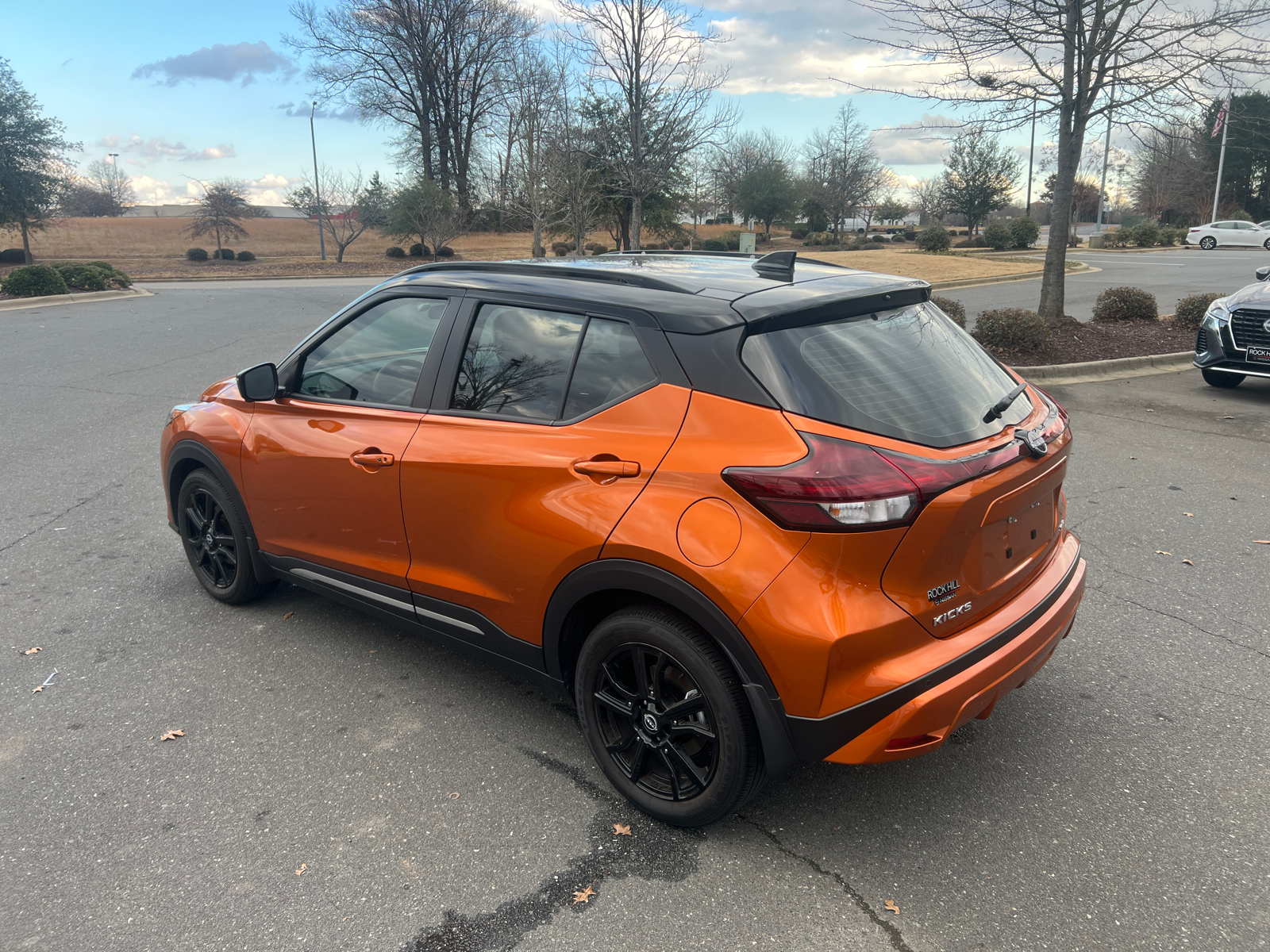 2023 Nissan Kicks SR 7