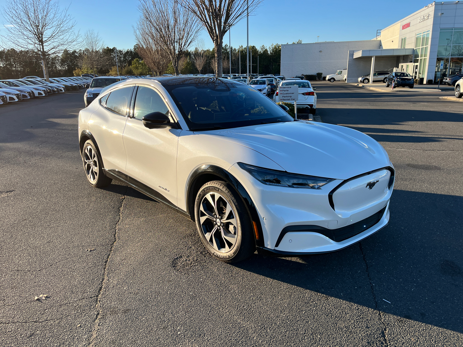 2023 Ford Mustang Mach-E Premium 1