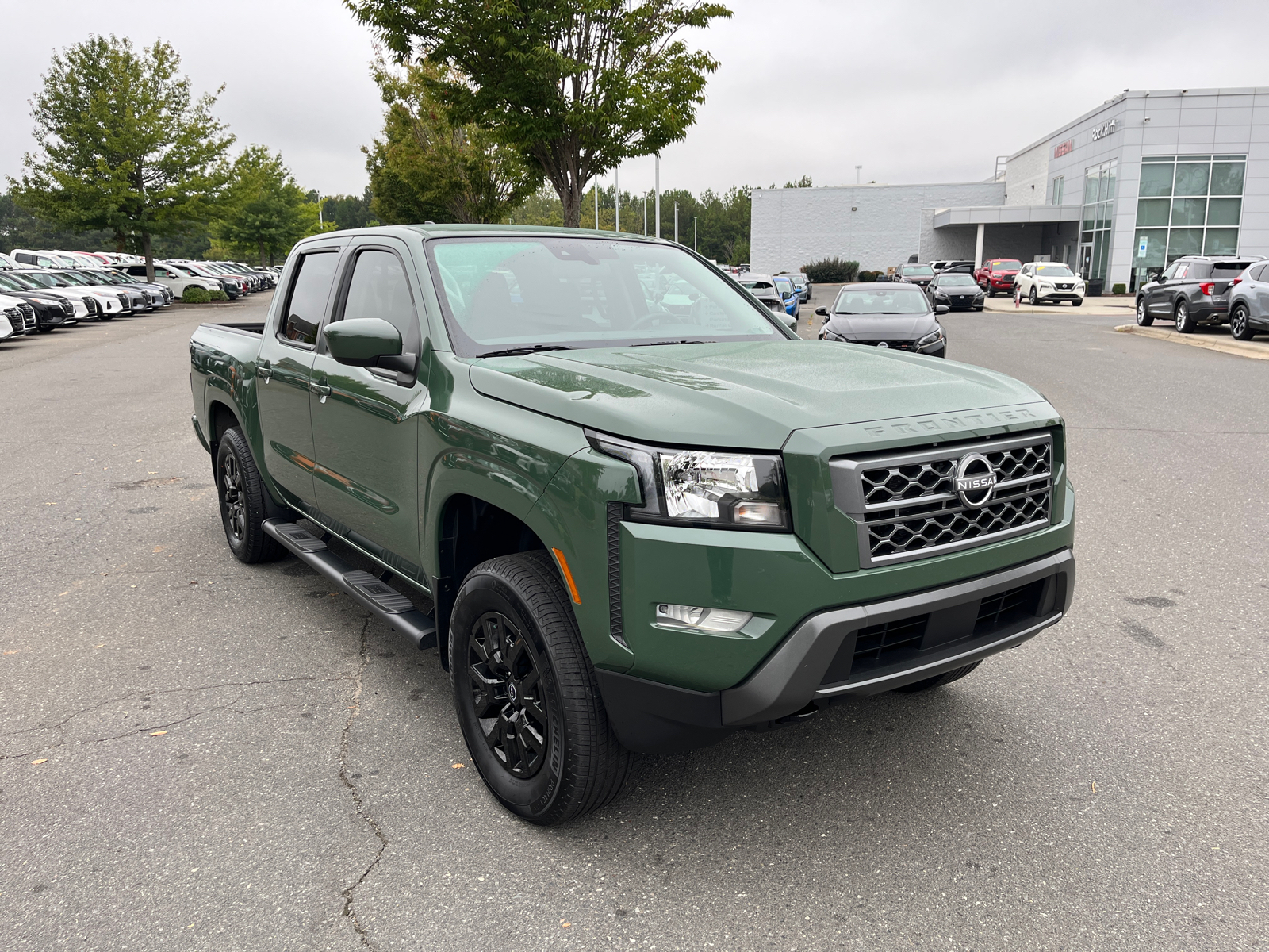 2023 Nissan Frontier SV 1