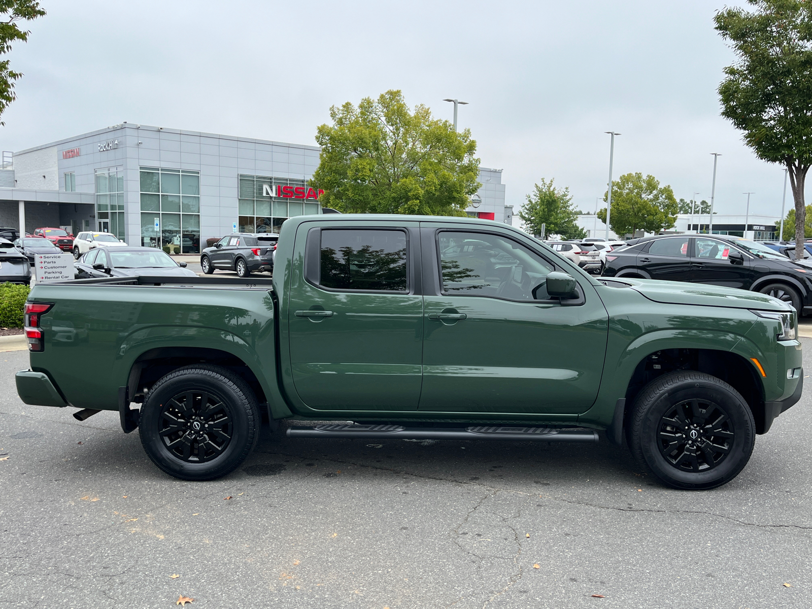 2023 Nissan Frontier SV 17