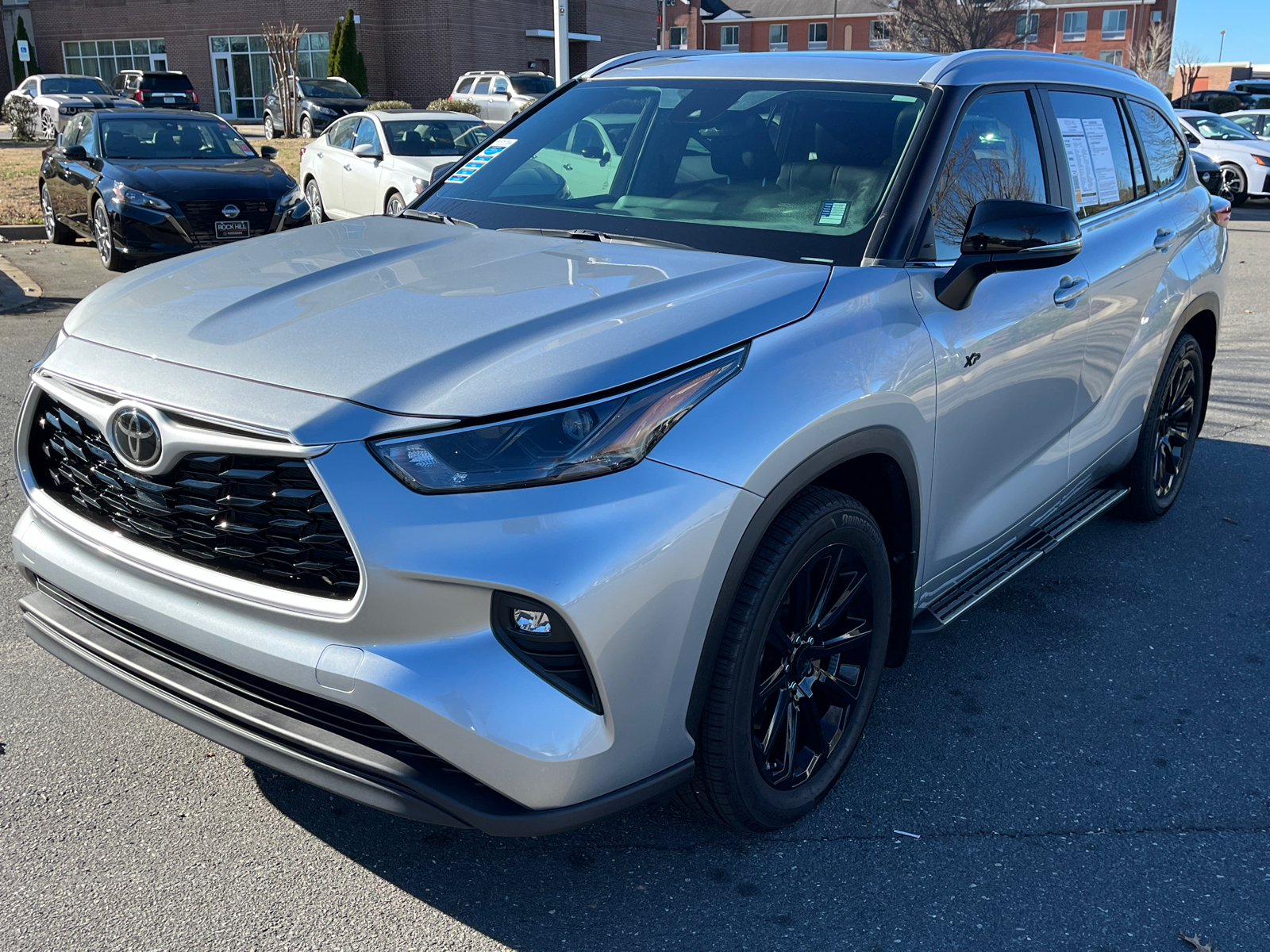 2023 Toyota Highlander L 4